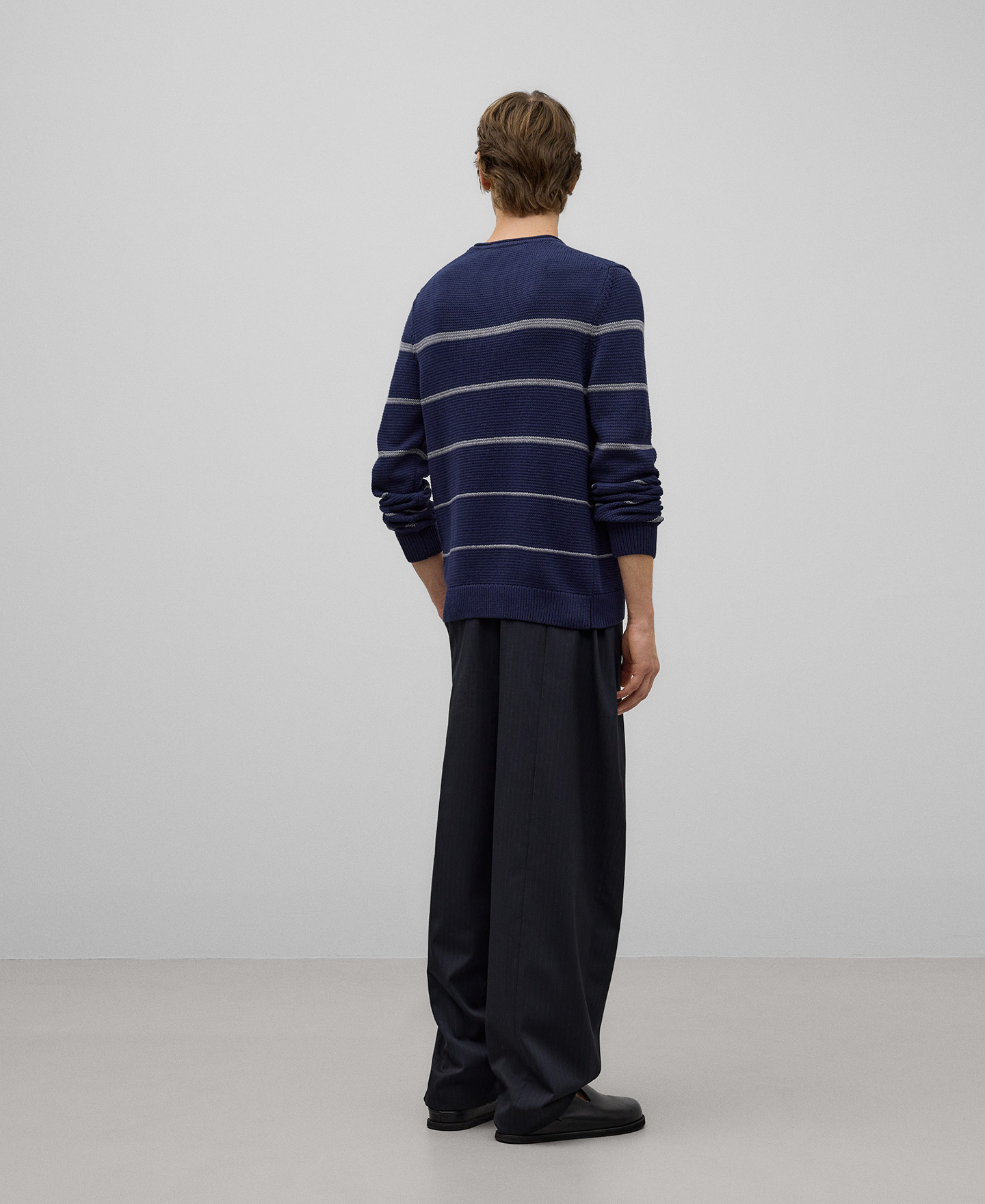 Navy blue striped sweater man image number 2