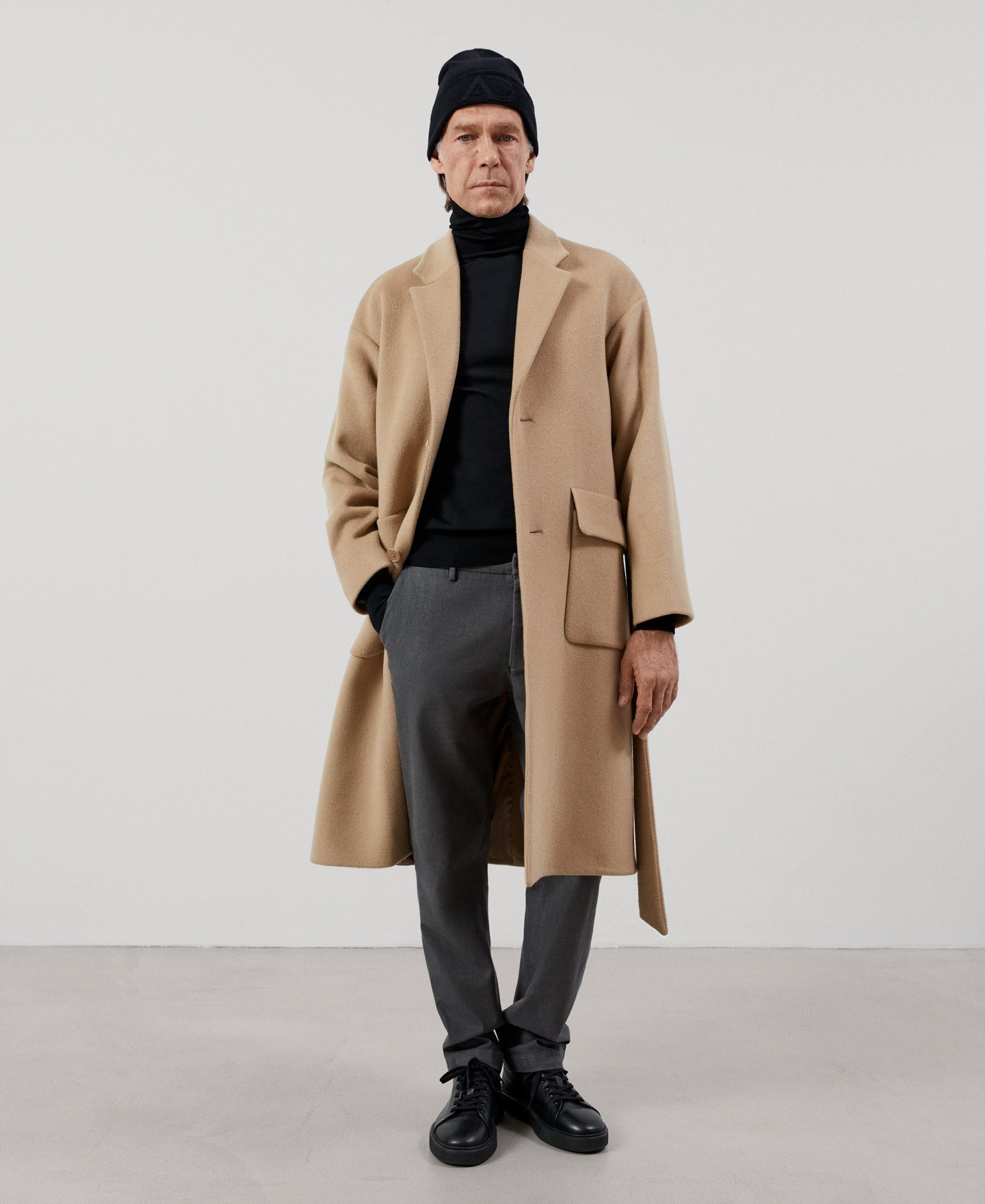 Stretch cotton chino trousers image number 1