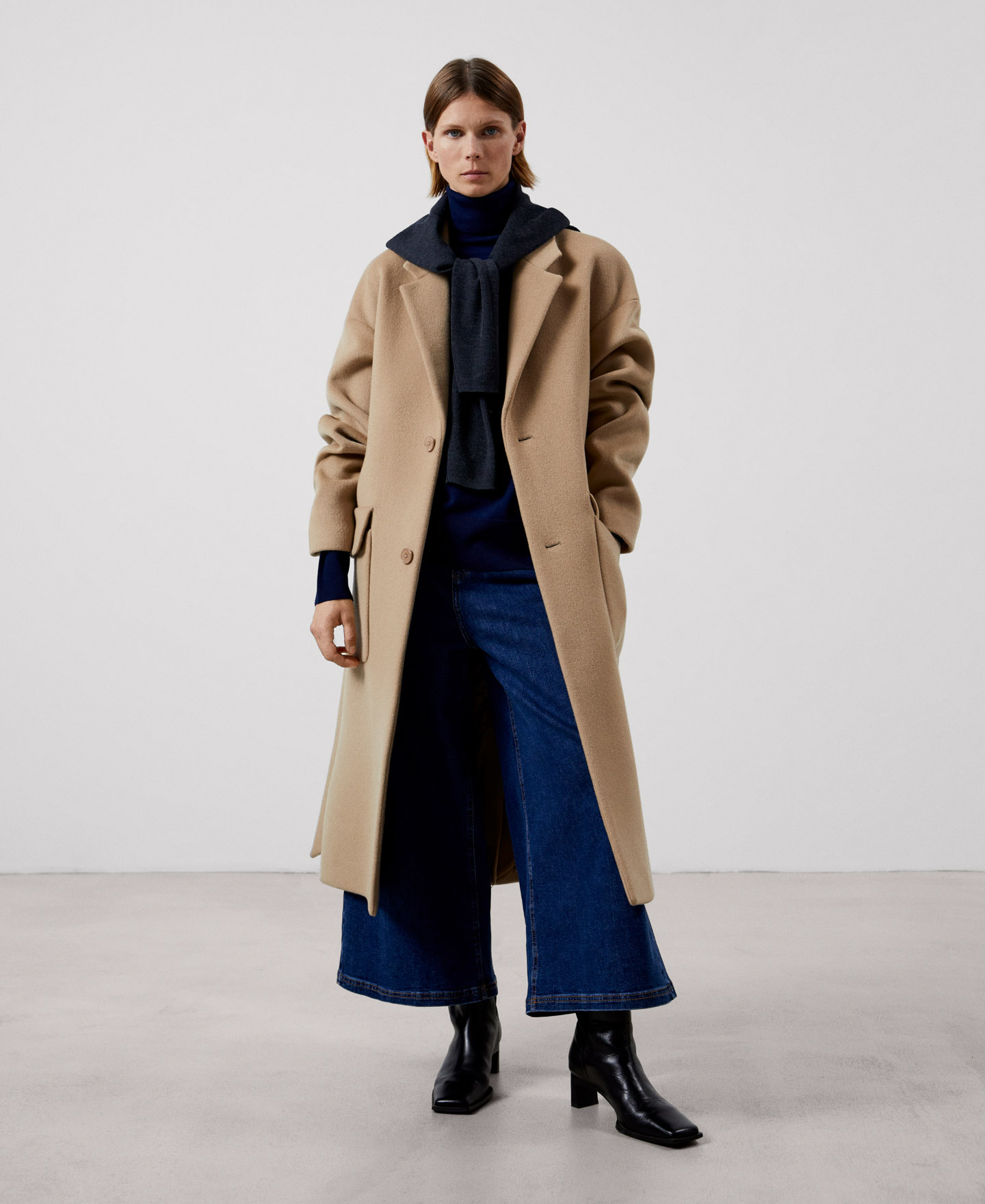 Merino wool turtleneck sweater image number 1