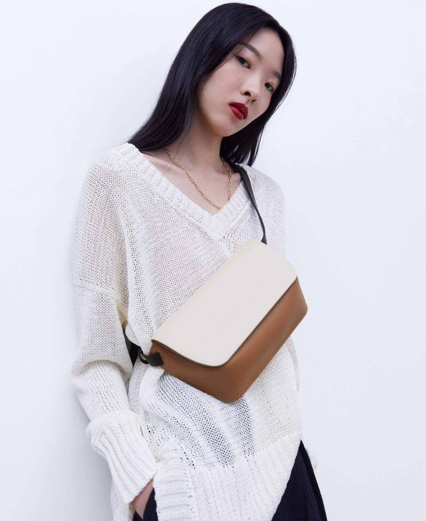 Three-colour vachetta leather belt bag image number 5