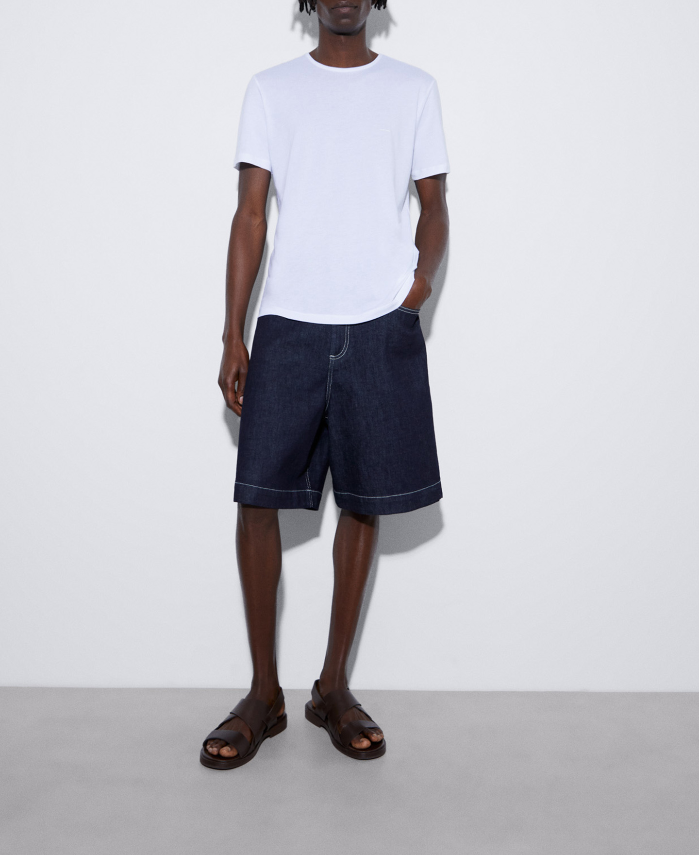Oversize T-shirt in cotton image number 1