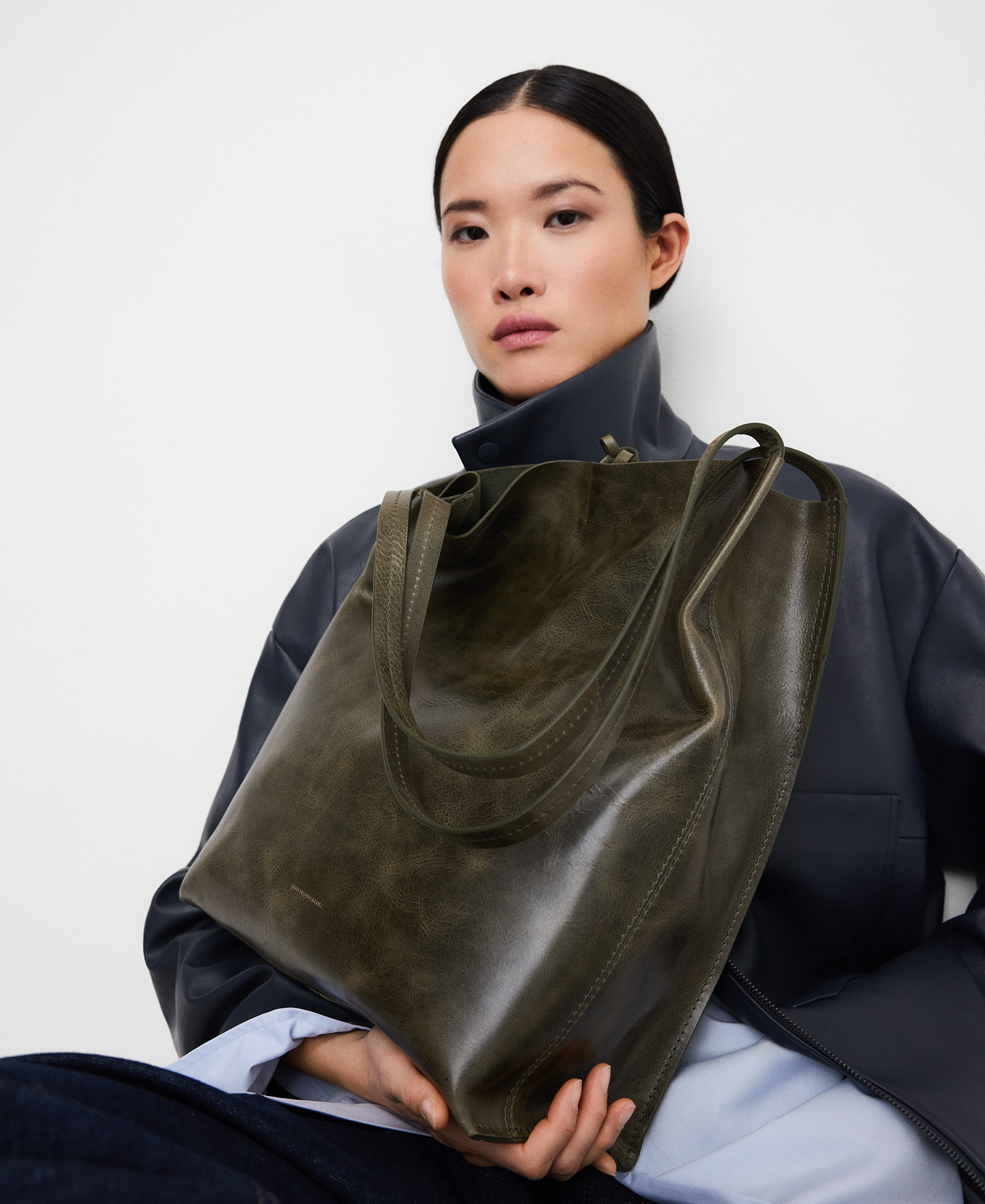 Ori&oacute;n vertical shopper bag image number 5