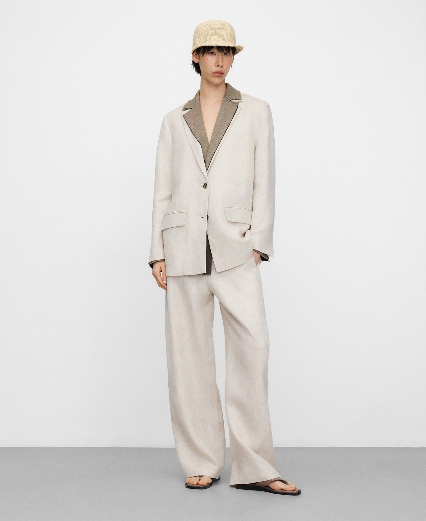 Paper structured cap image number 3