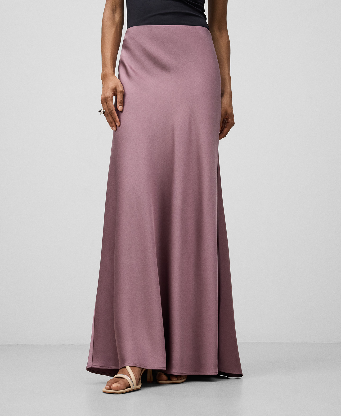 Satin long skirt woman image number 0