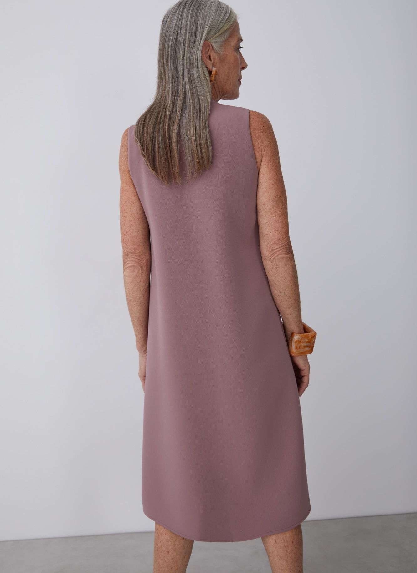 Sleeveless evase dress image number 1