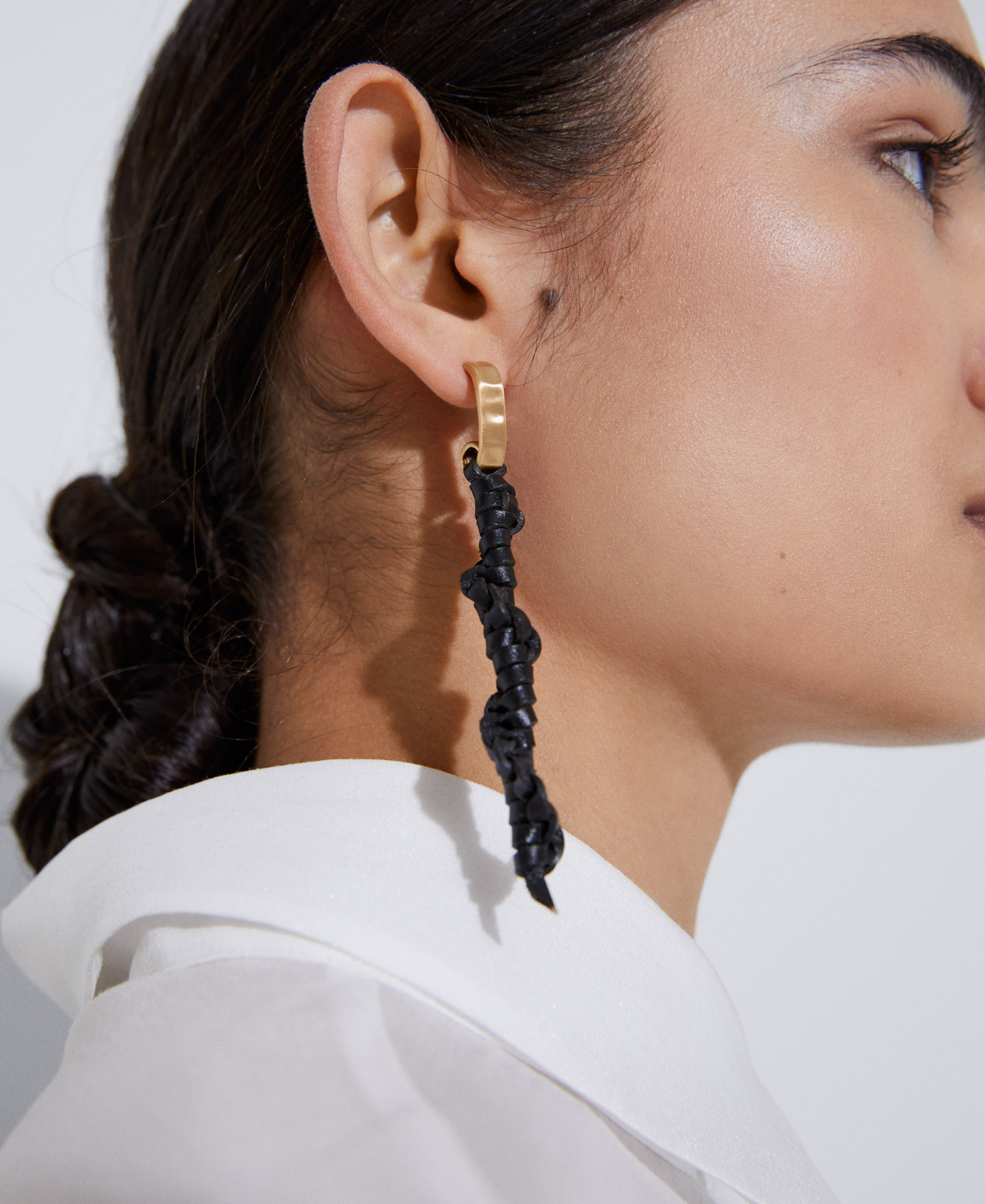 Braided leather earring image number 3