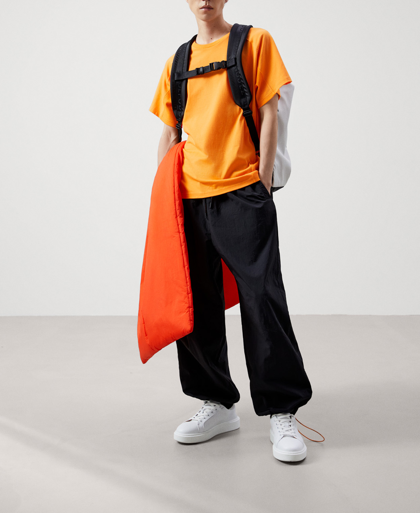 オーバーサイズ カットアウト コットンTシャツ image number 1