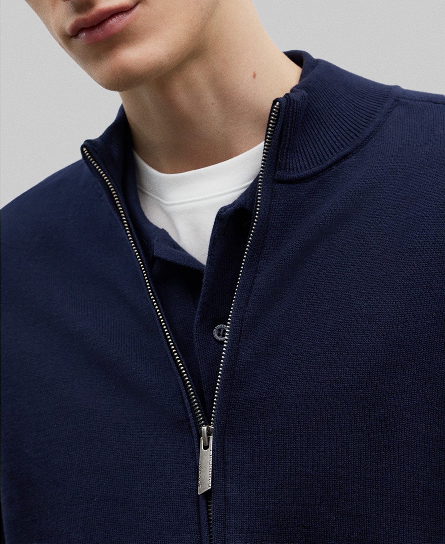 Organic cotton knit cardigan man image number 3