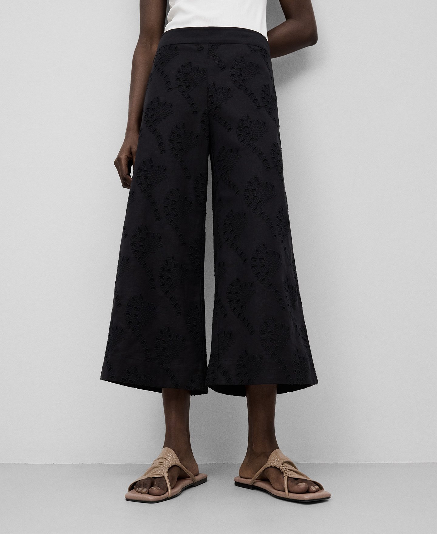 Straight embroidered trousers woman image number 0