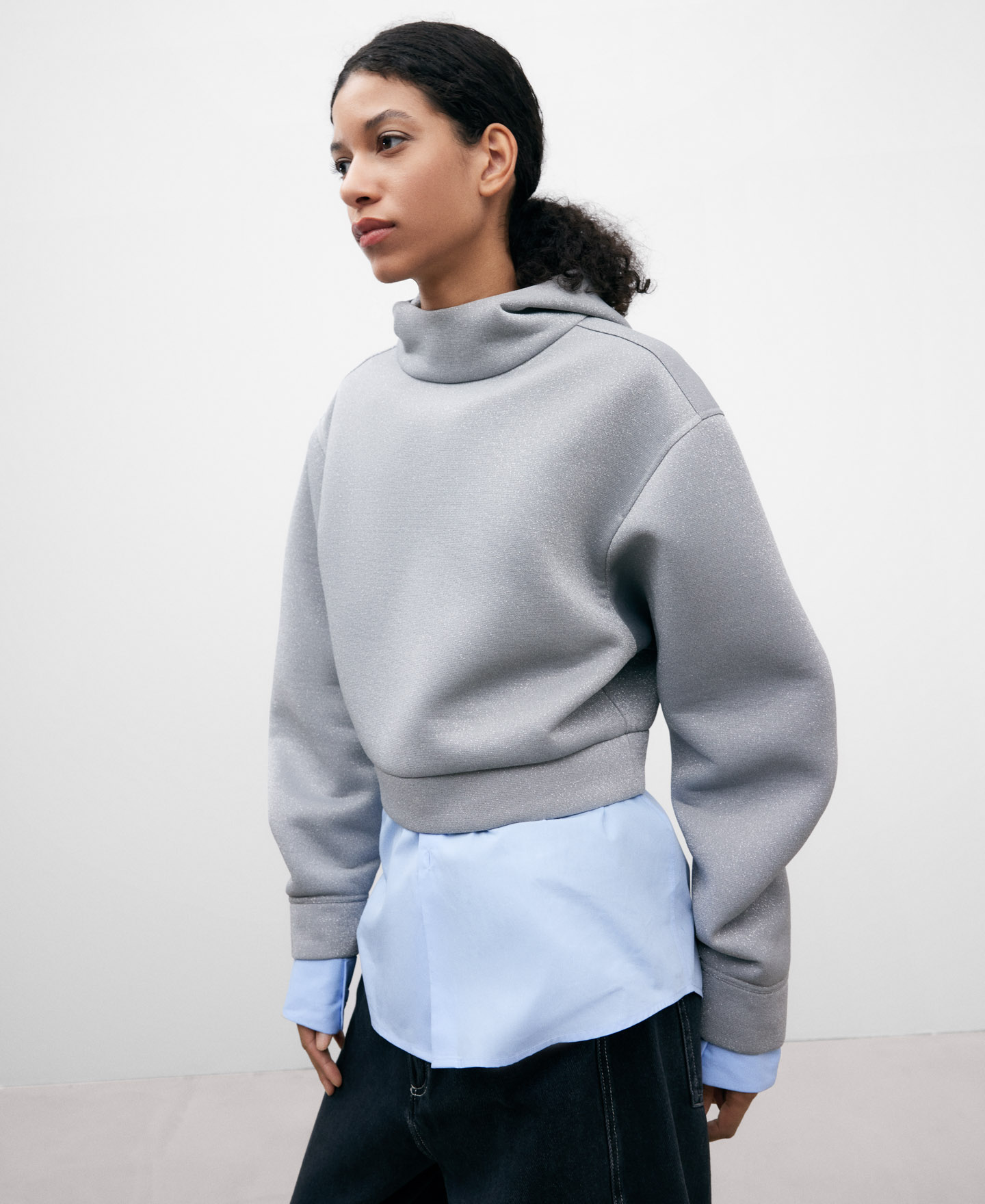 Women s knitted grey hoodie
