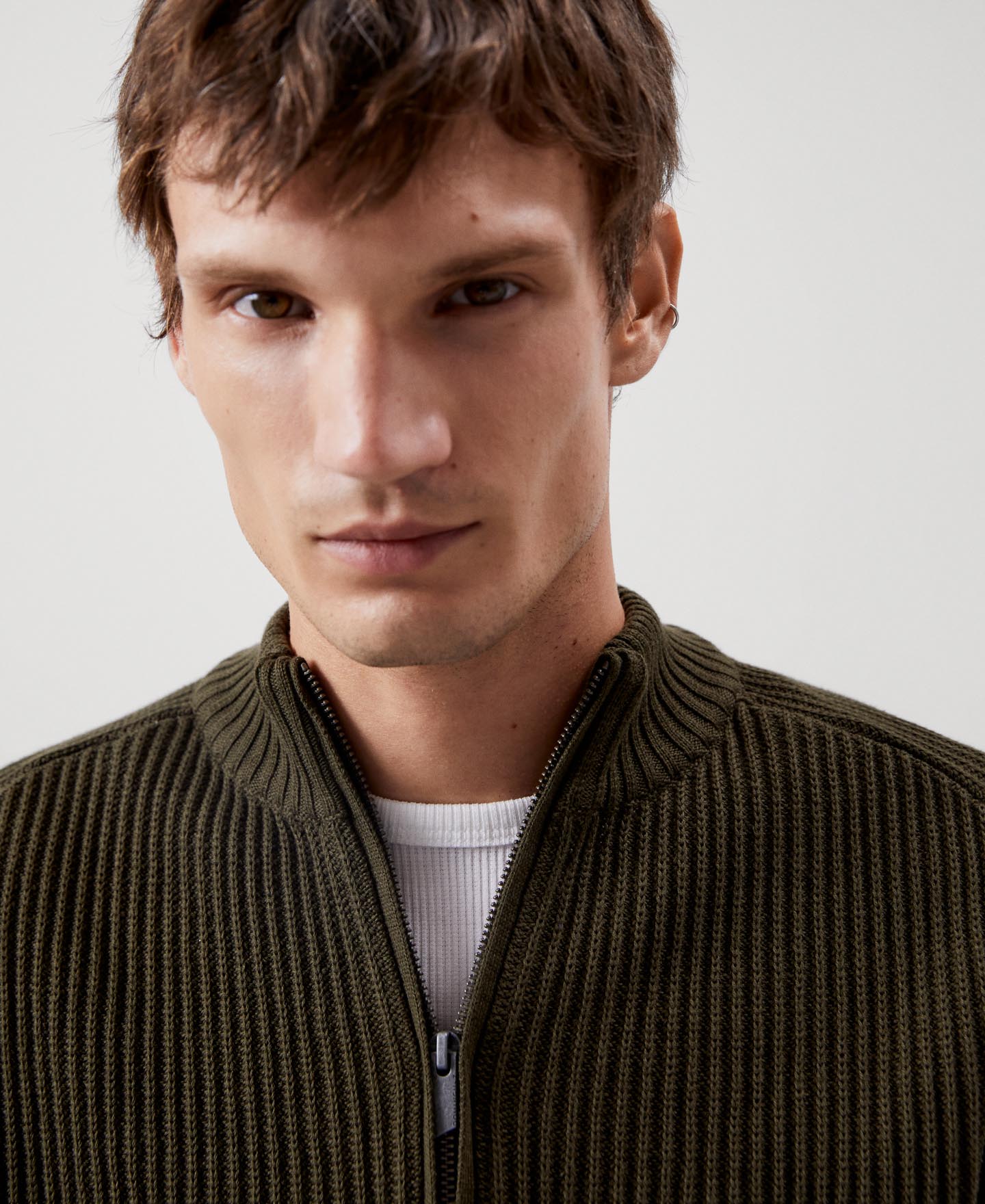 Cotton zip-neck sweater image number 3