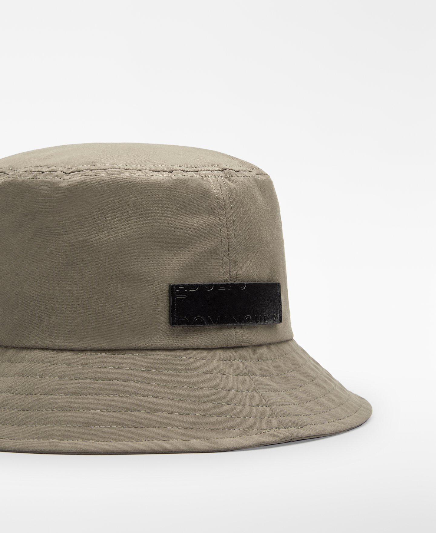 Waterproof bucket hat woman image number 1