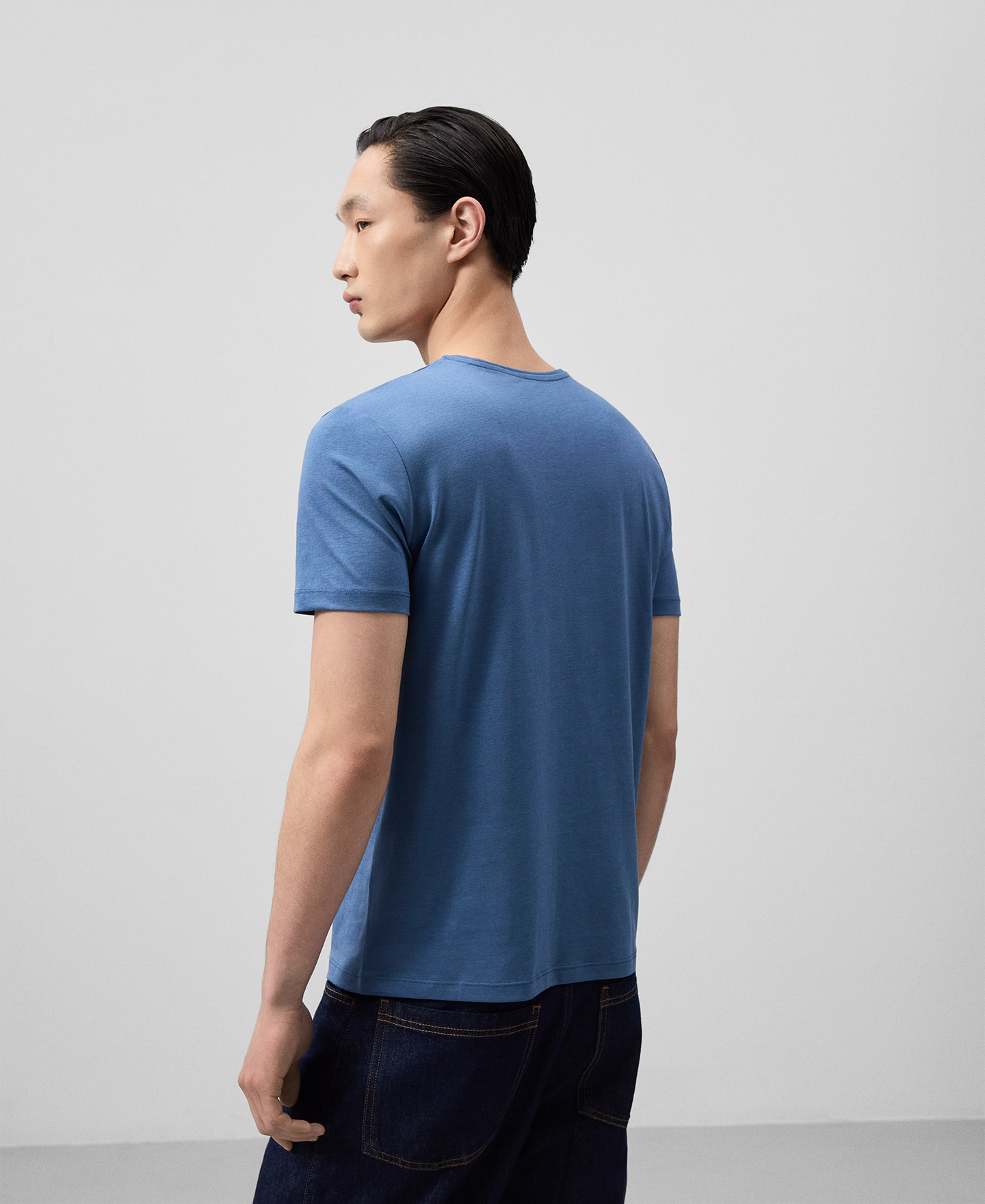 T-shirt à manches courtes de coupe régulière pour homme image number 2