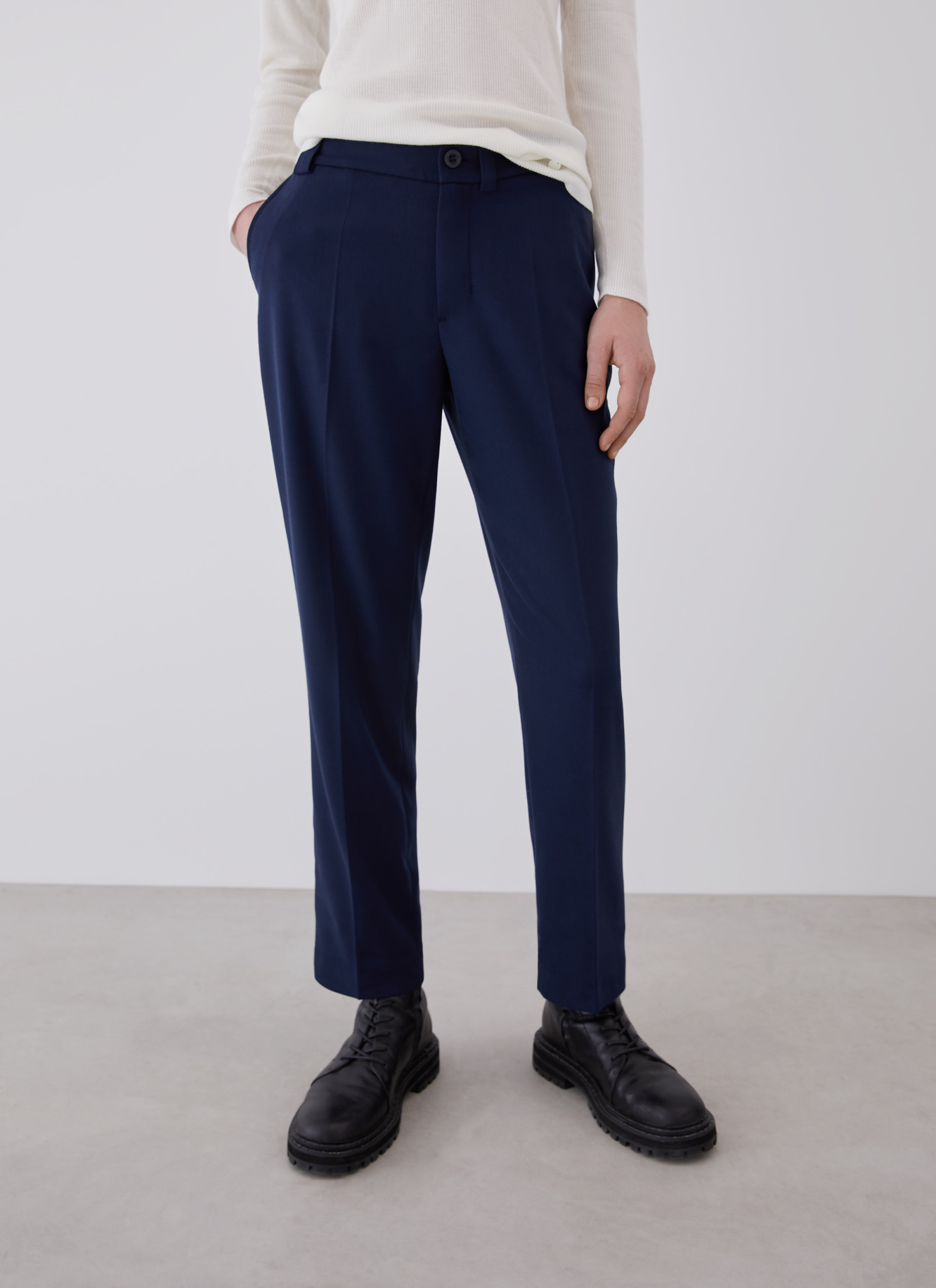 Straight flannel pants image number 0