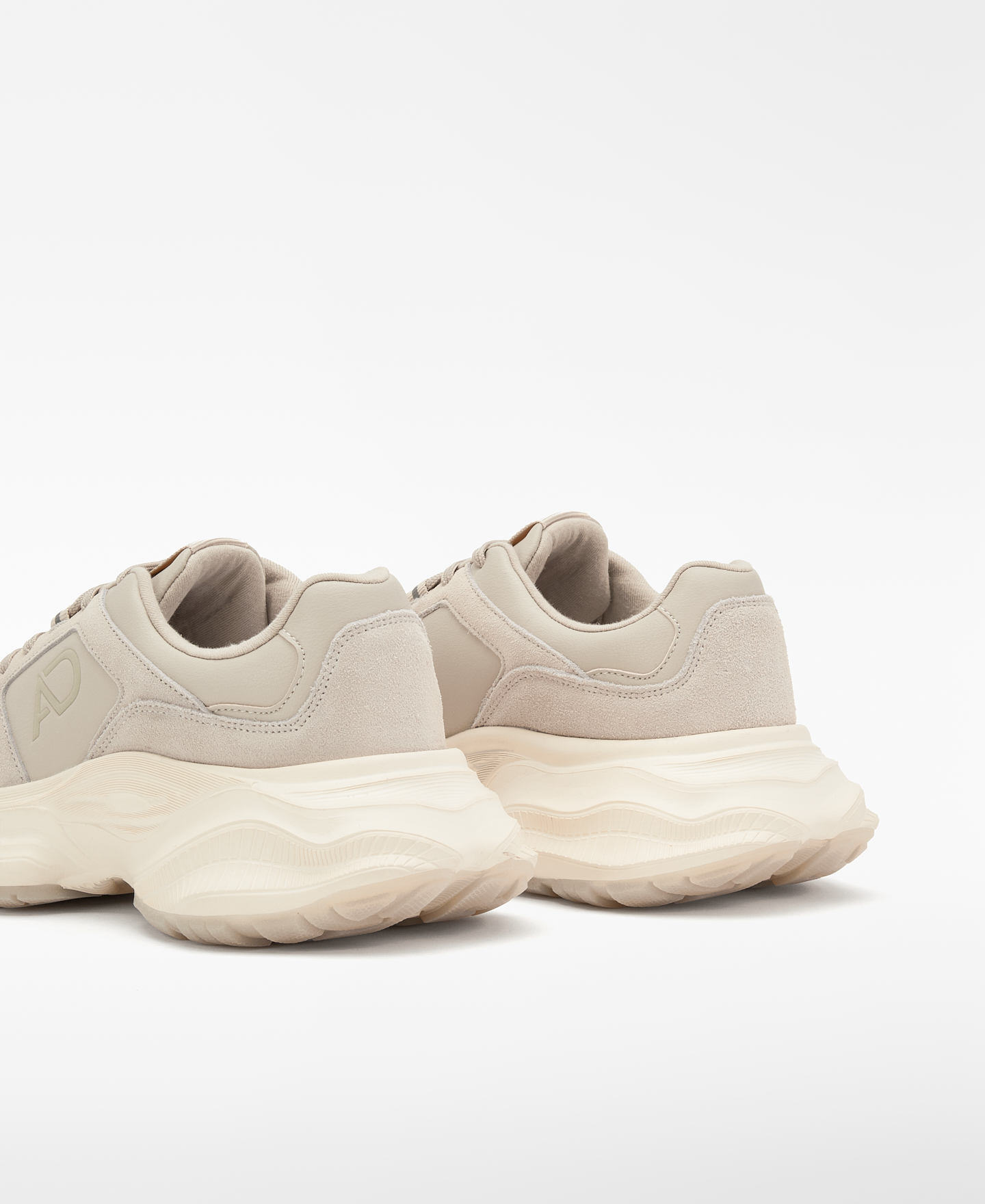 Logo platform sneaker image number 2