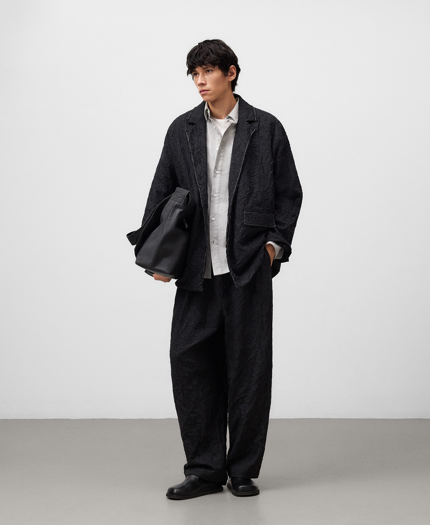 Relaxed fit lapel collar shirt man image number 1