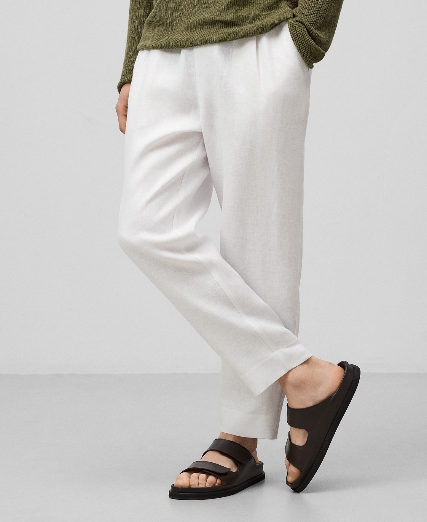 Pleated linen trousers man image number 0