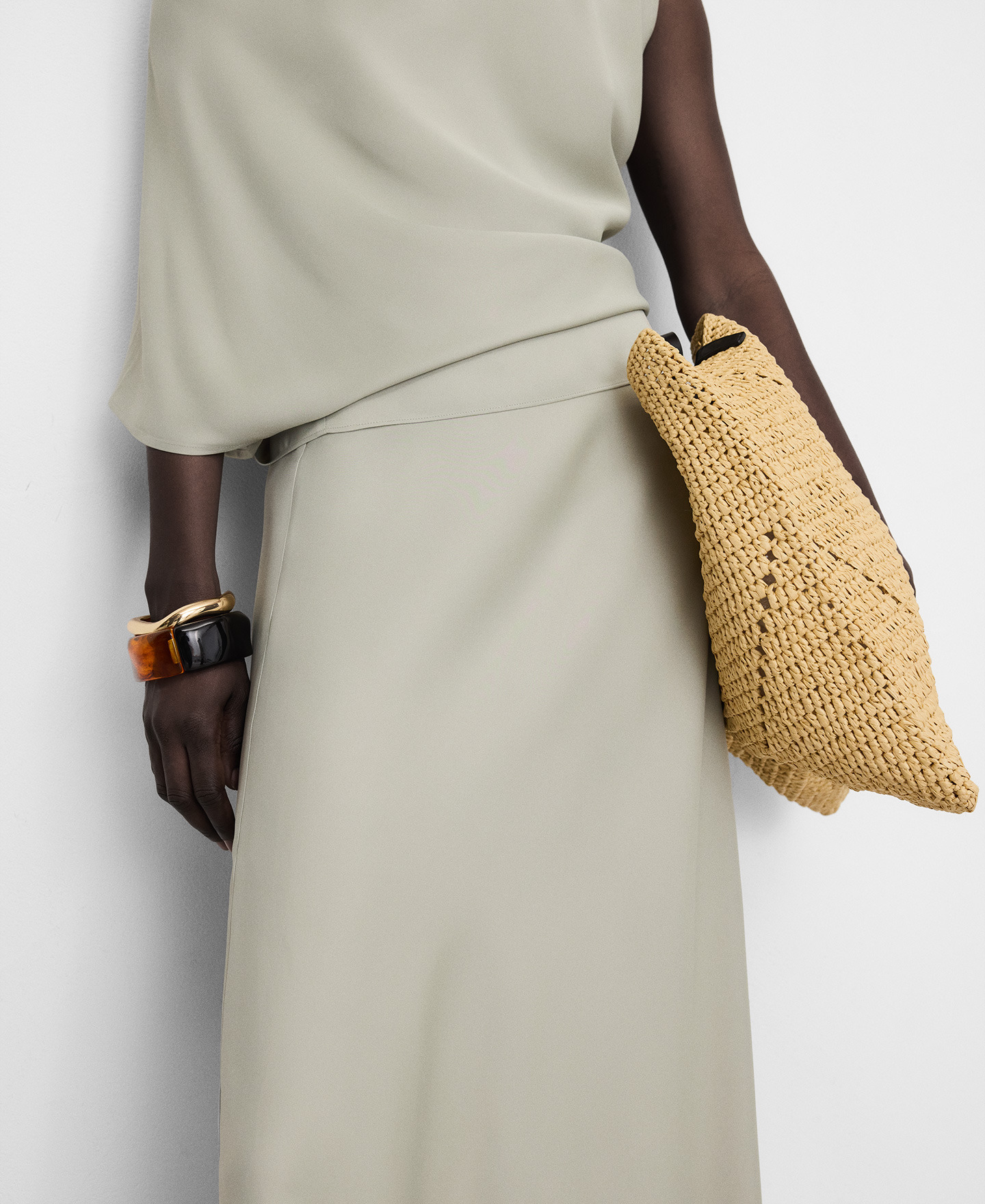 Falda midi fluida image number 4