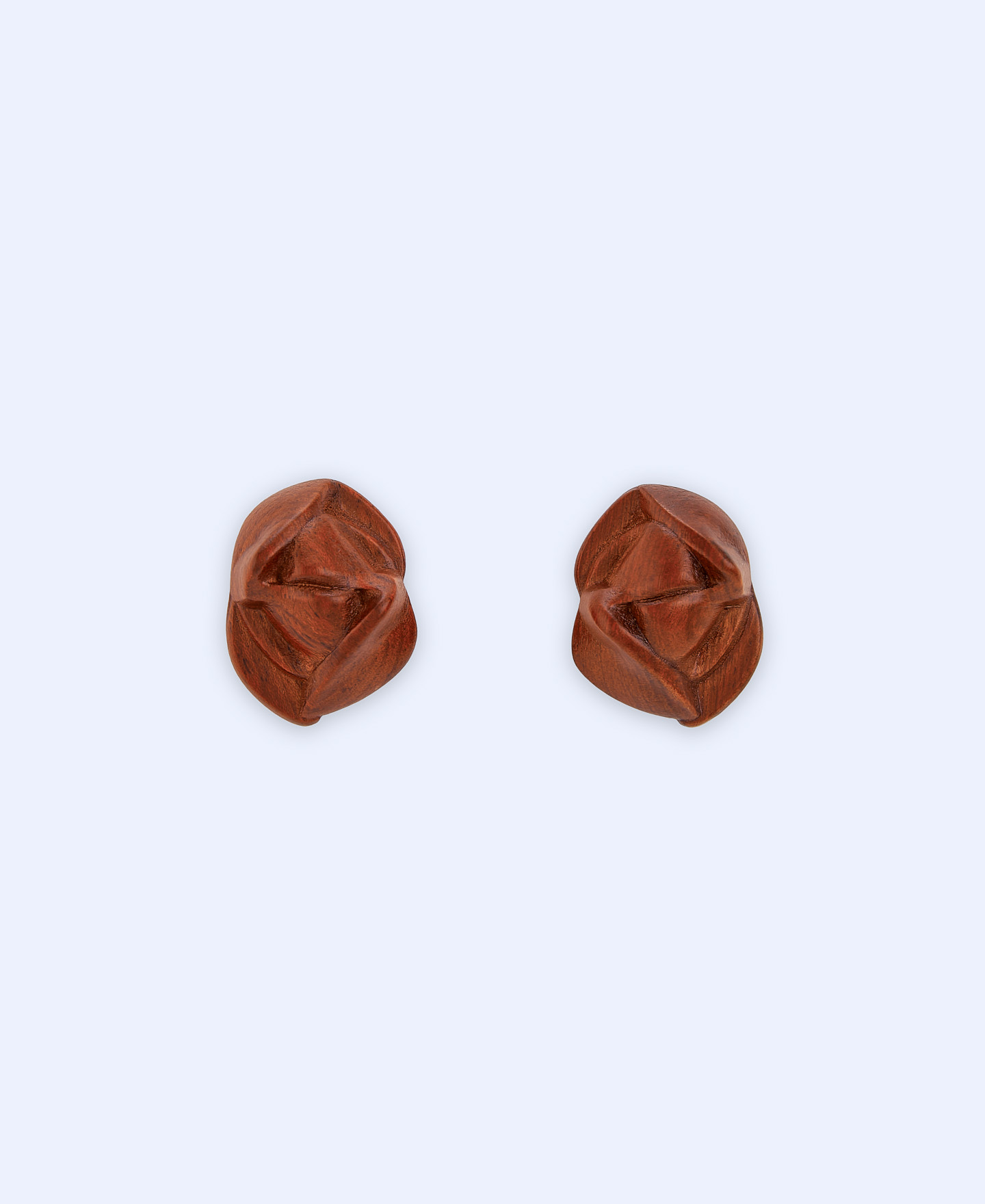 Contraction motif wood earring image number 0