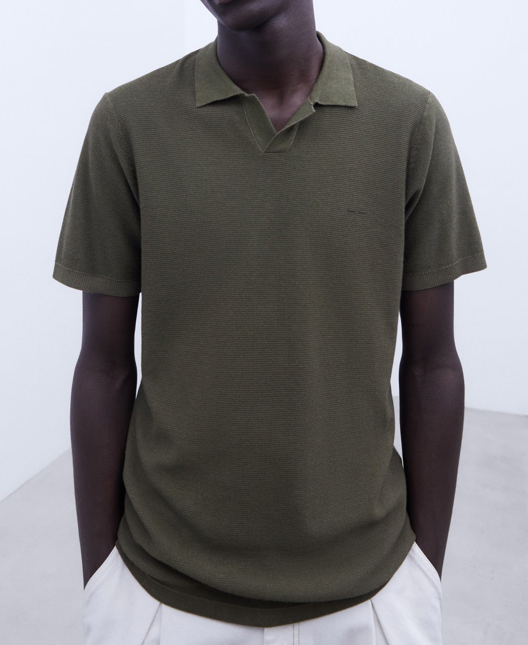 Polo regular fit sem botões image number 0