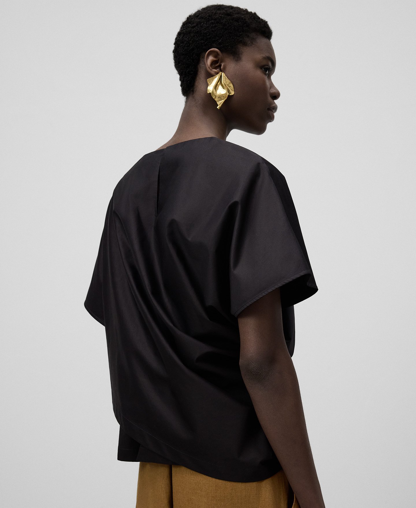 Cotton asymmetrical crossover top woman image number 3