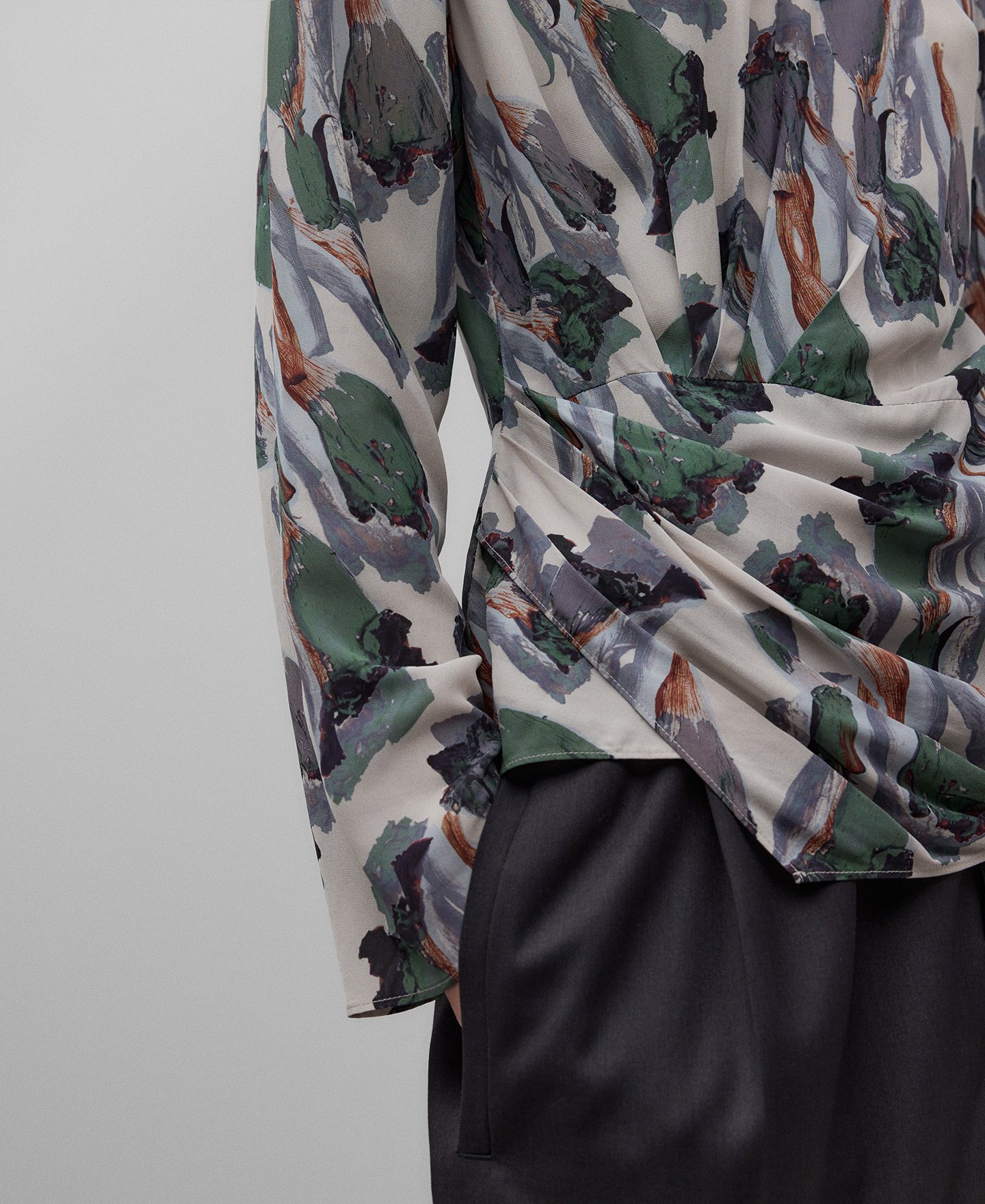 Printed top with draped waist woman image number 3
