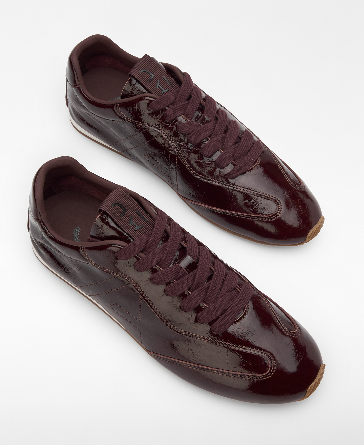 Zapatilla soft logo pespunteado piel image number 1
