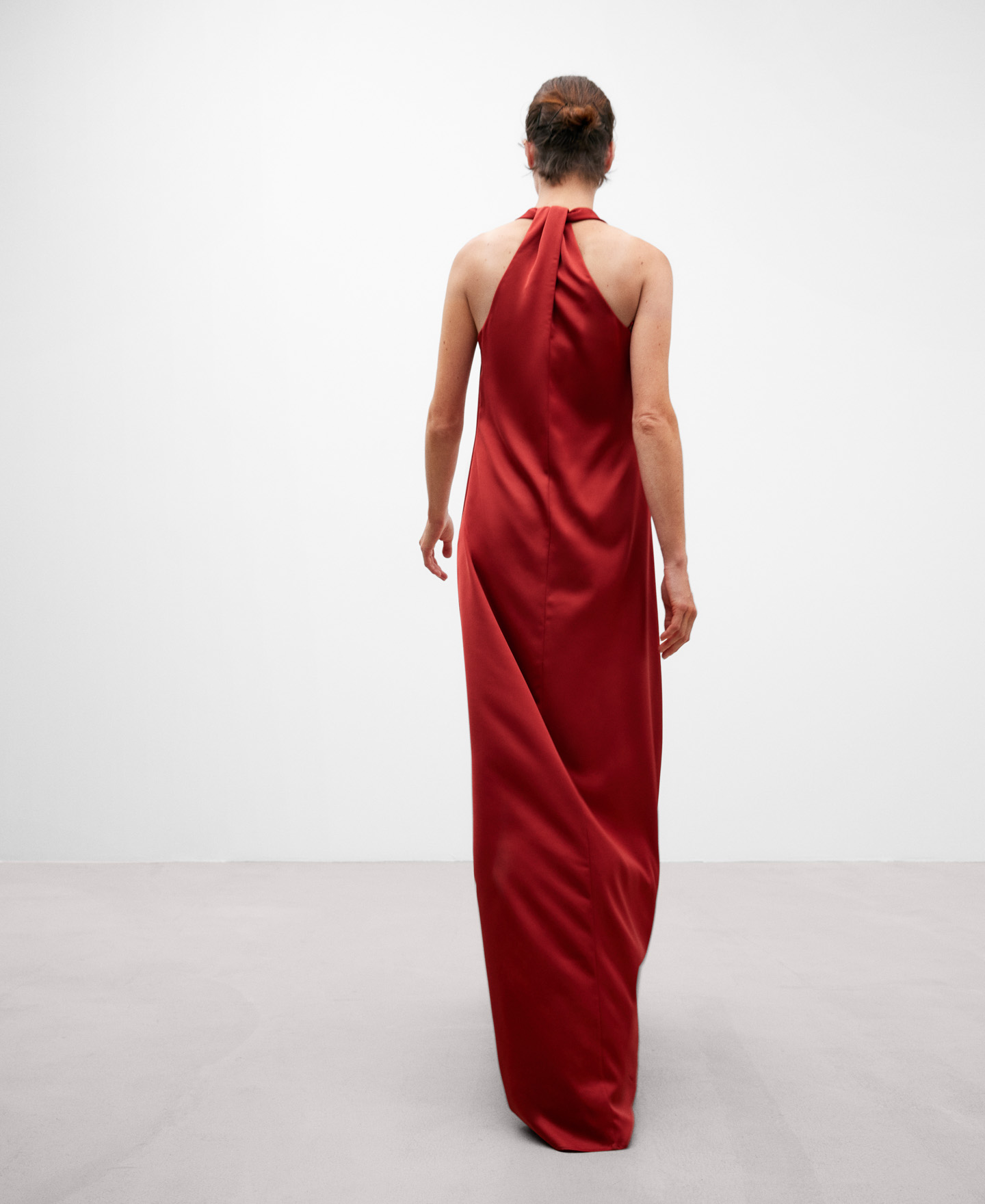Vestido largo aberturas laterales image number 2