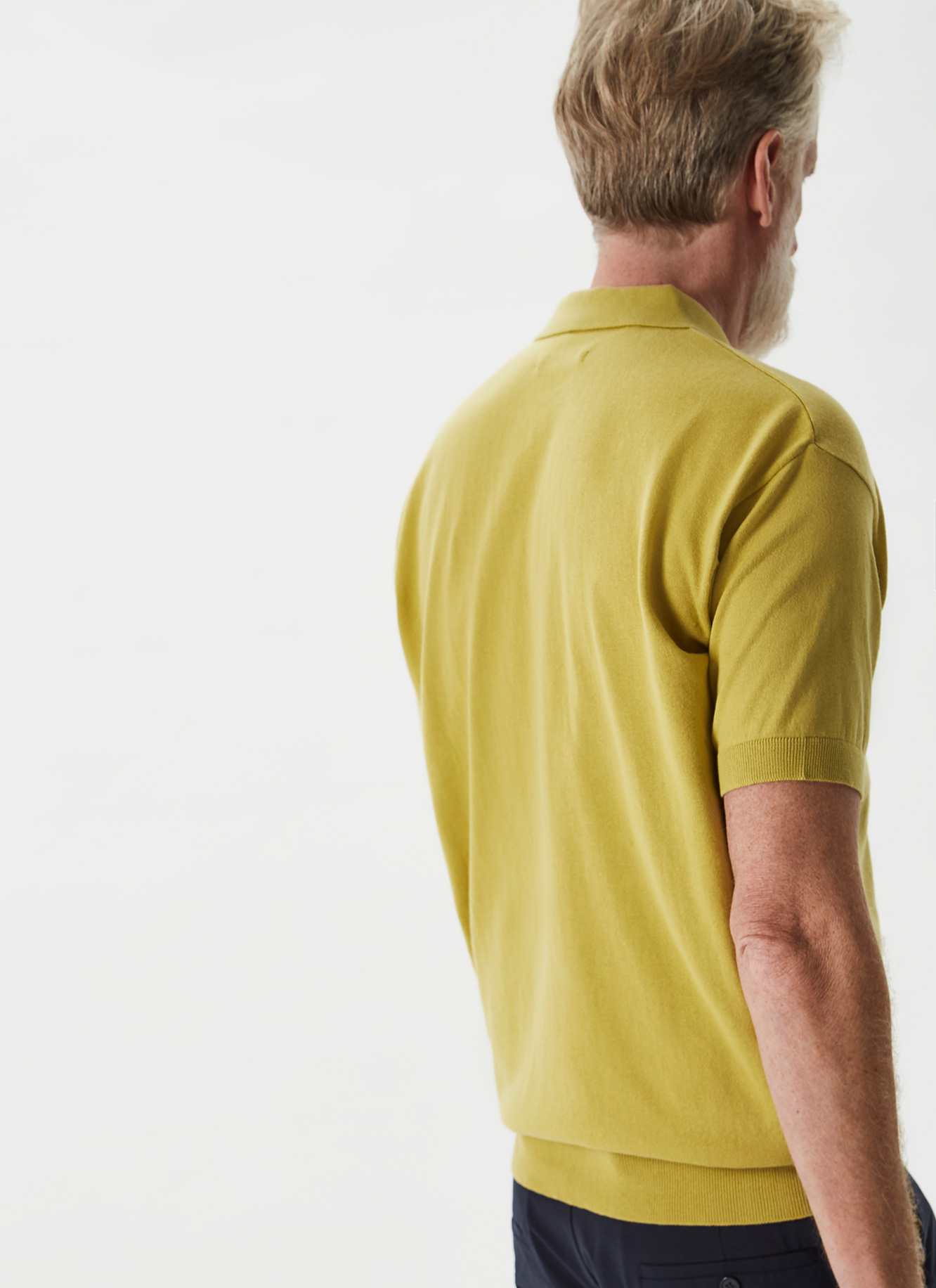 Short sleeved knit polo shirt image number 1
