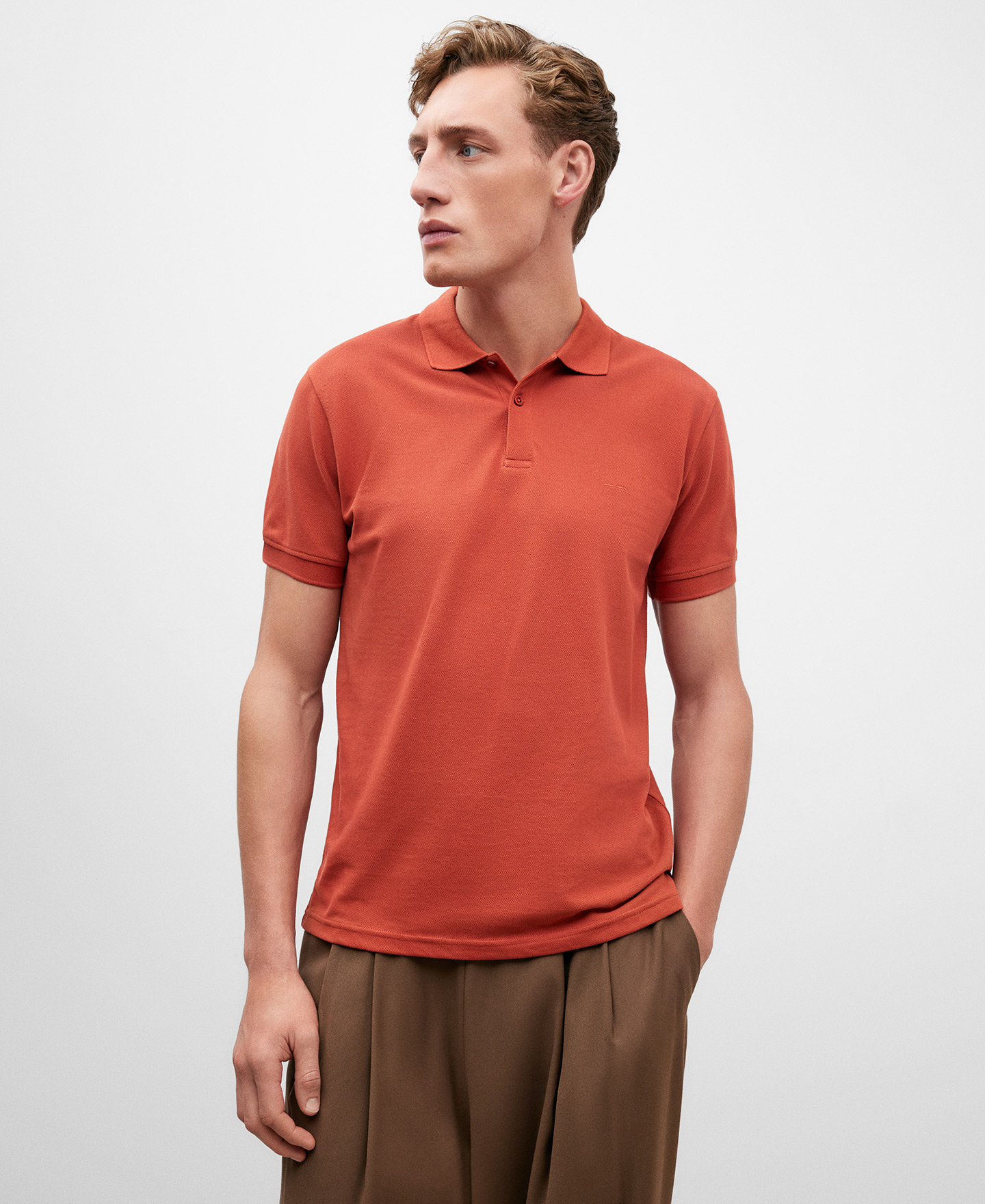 Polo piqué en algodón teja para hombre image number 0