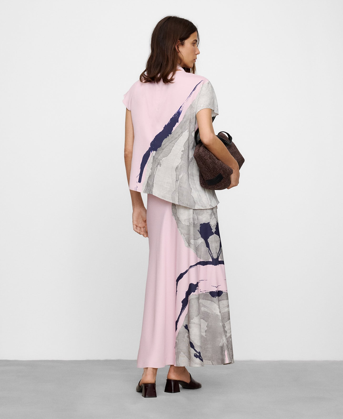 Printed satin skirt image number 2