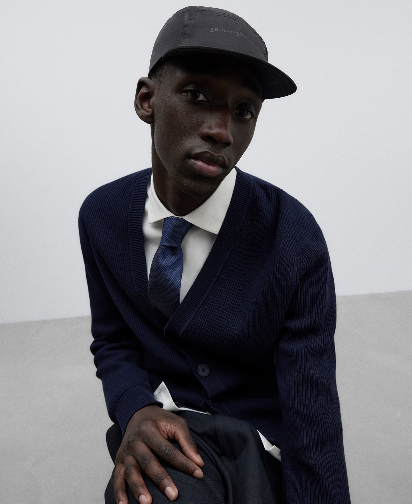 Micro-pattern silk tie man image number 2