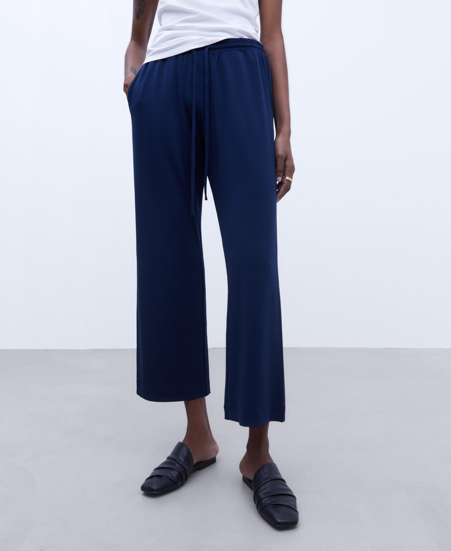Jogger trousers image number 0