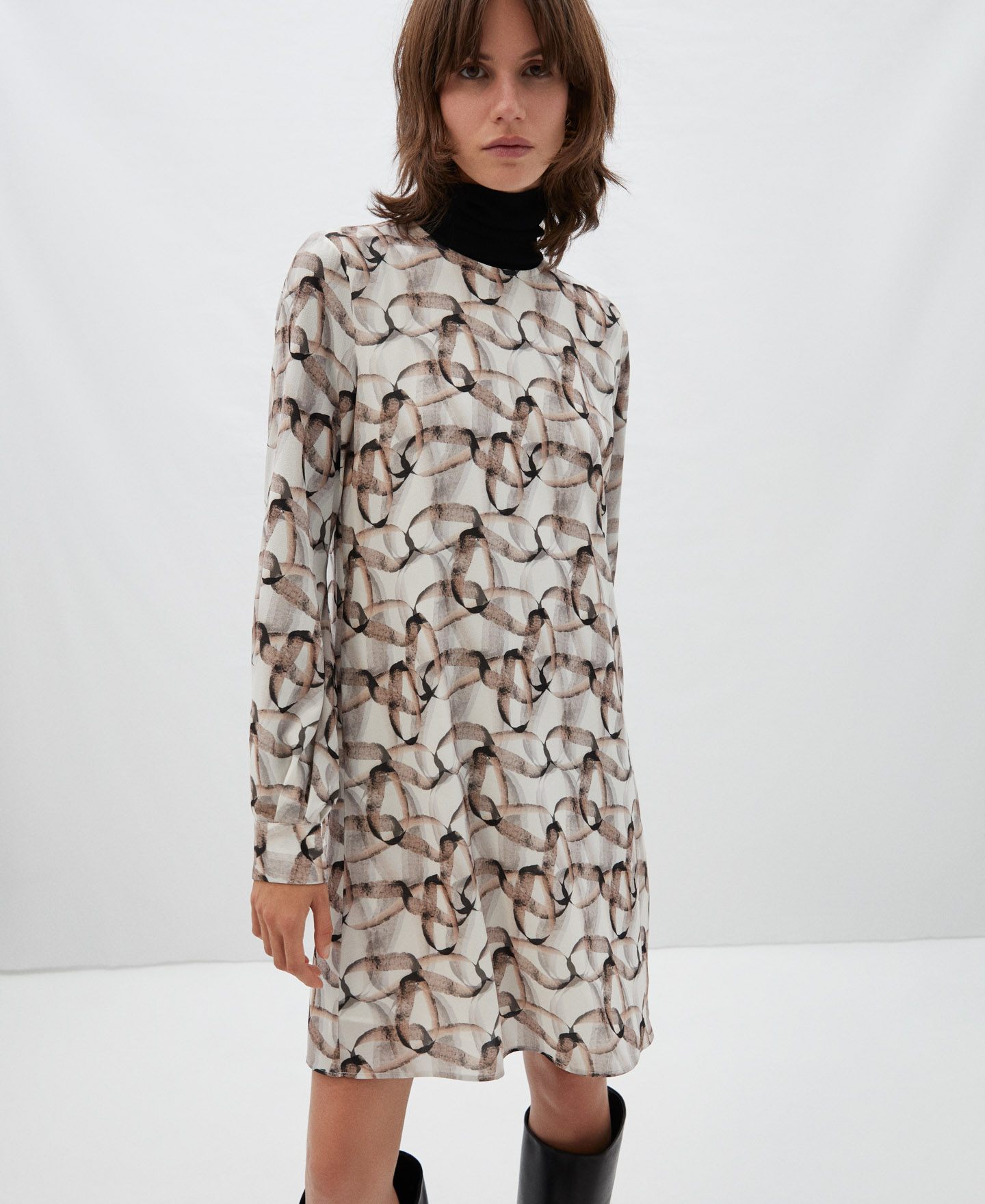 Organic printed dress with belt image number 0