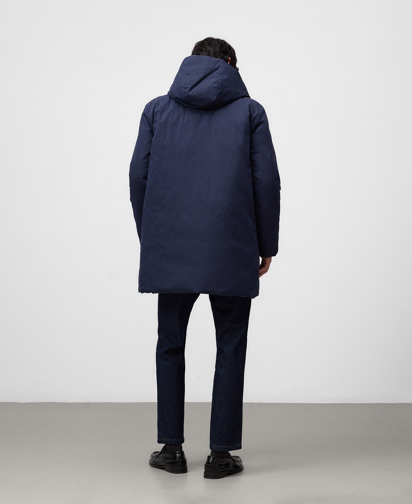 Reversible padded jacket man image number 2