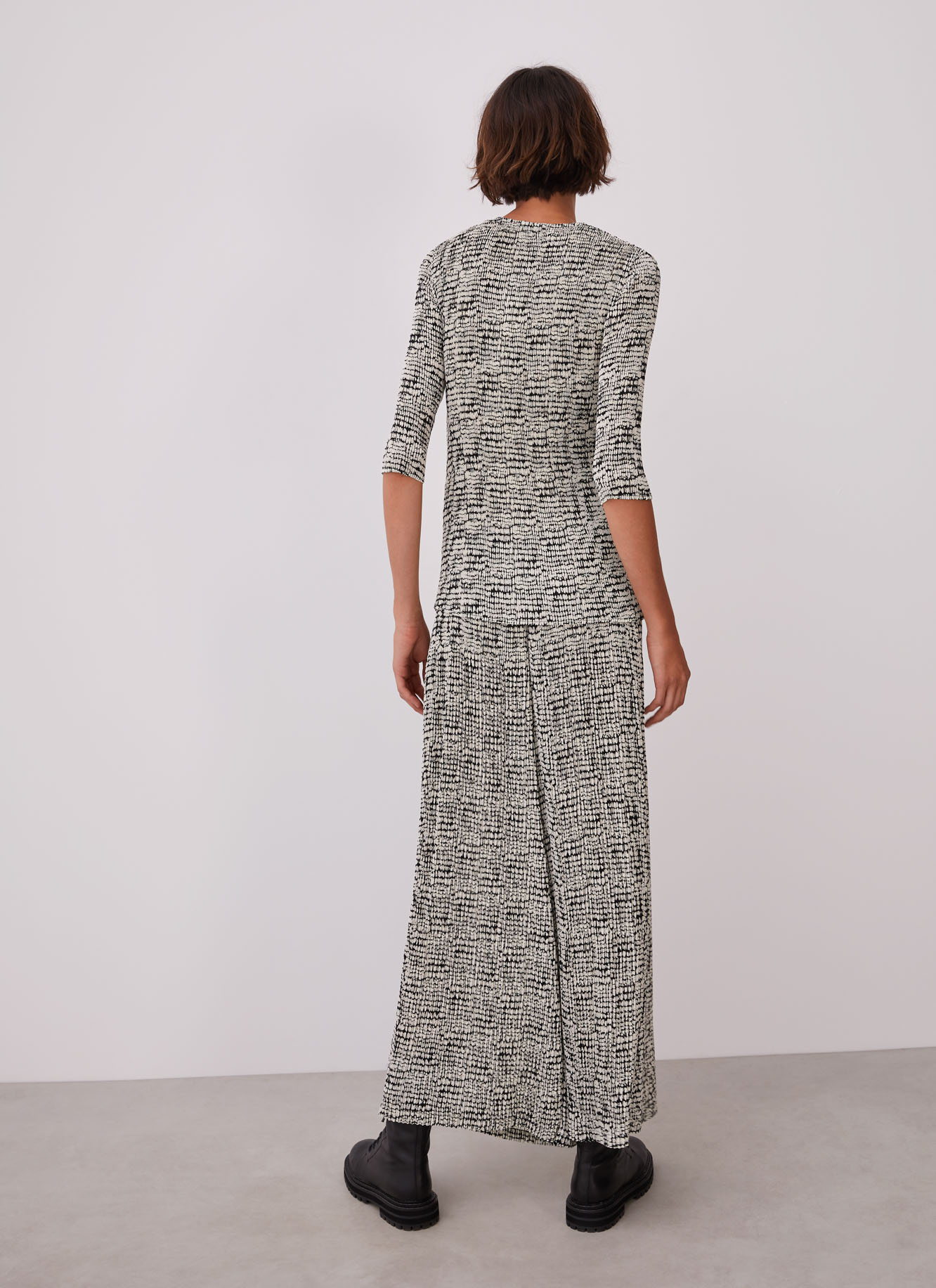 Crinkle top with print image number 1