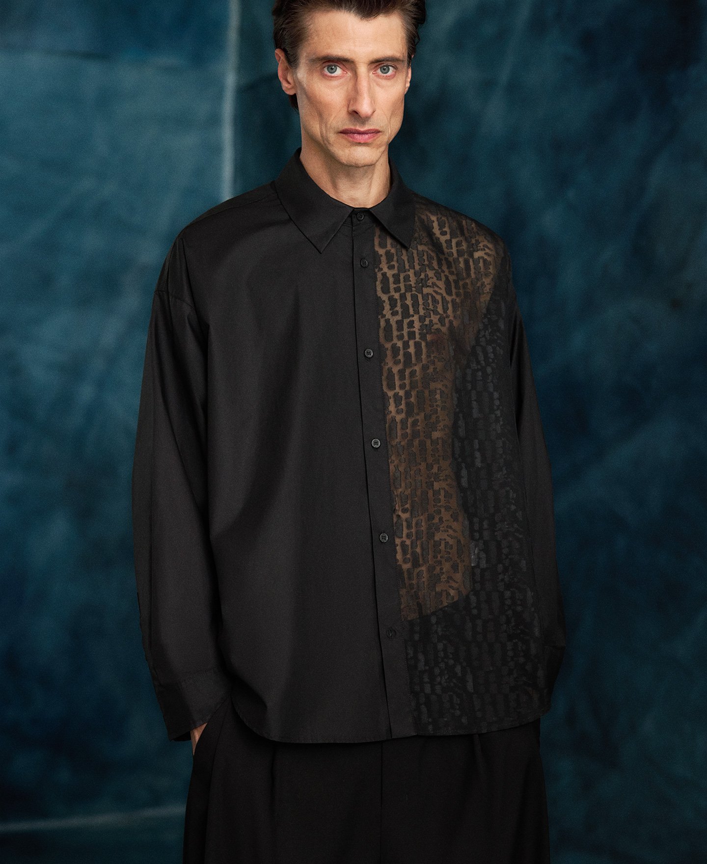 Camisa oversize devoré hombre image number 0
