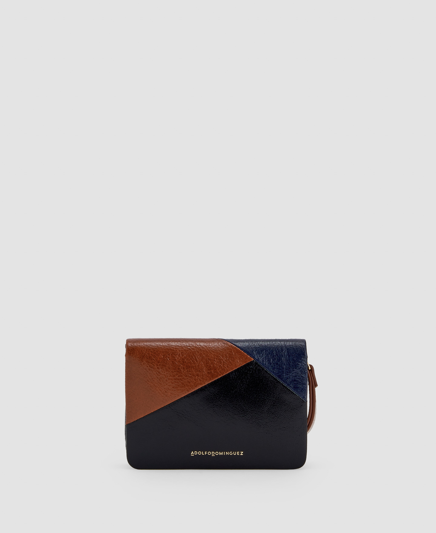 Cracked leather medium wallet image number 0