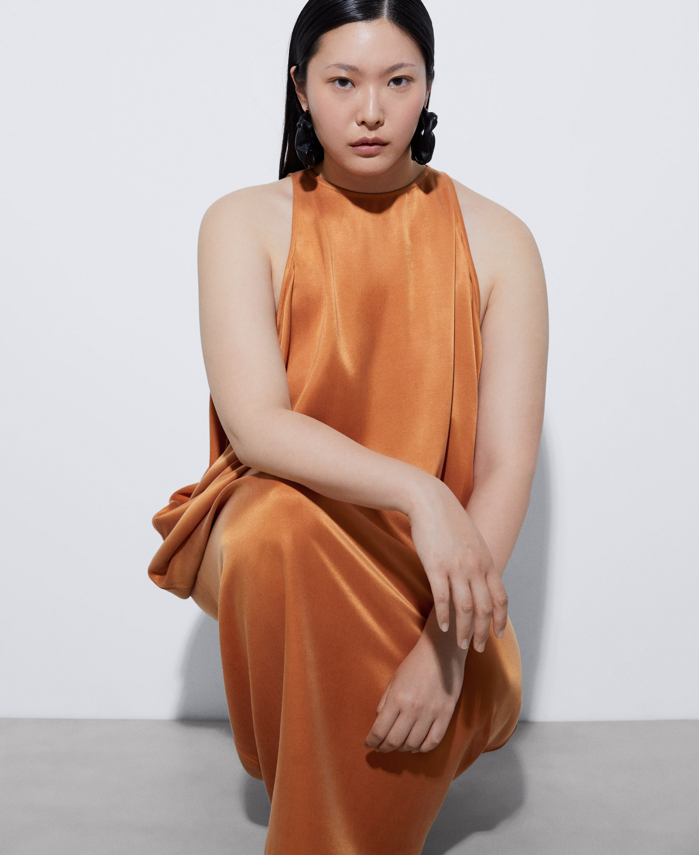 Side slit dress in viscose image number 4