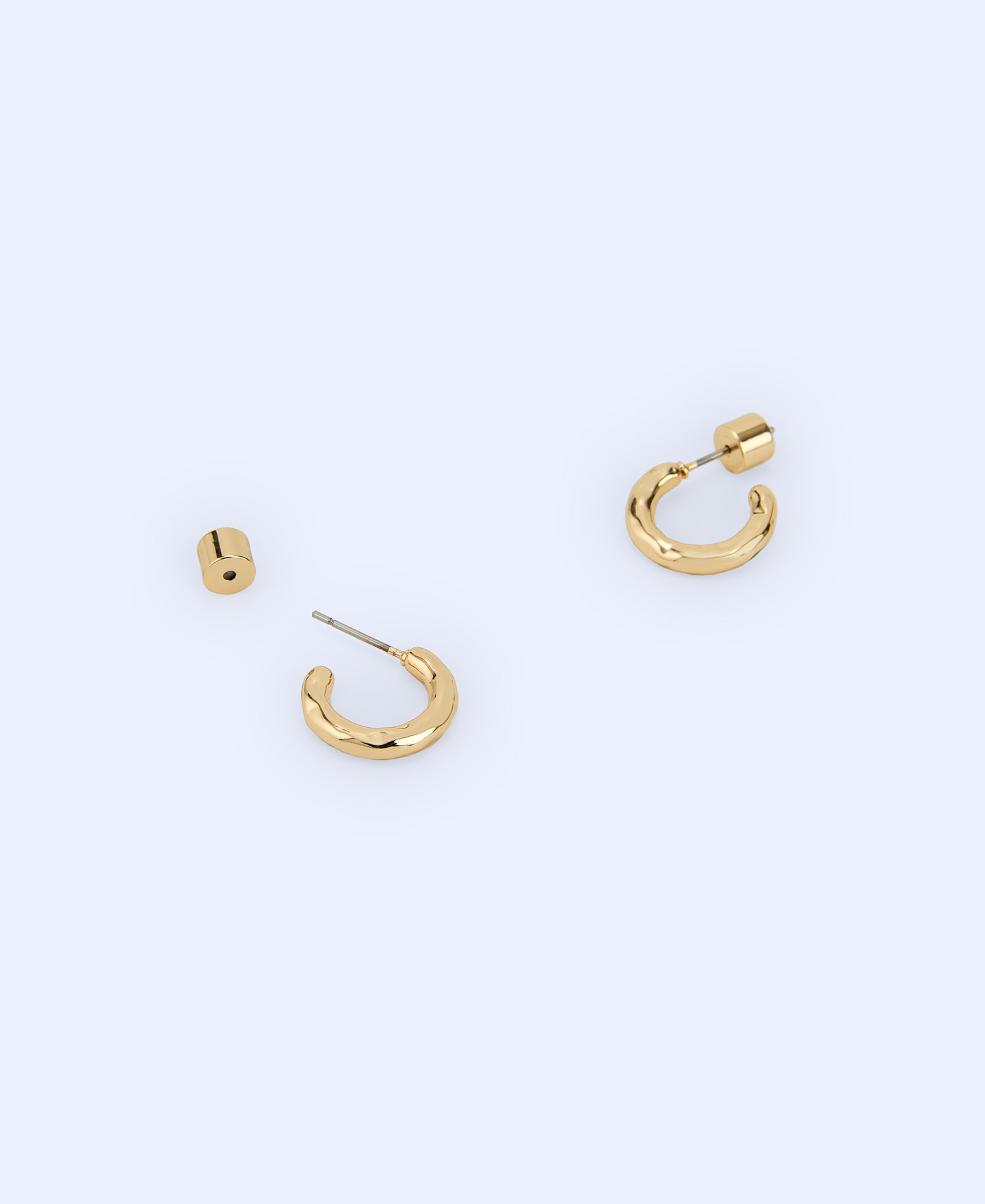 Basic hoop earring image number 2