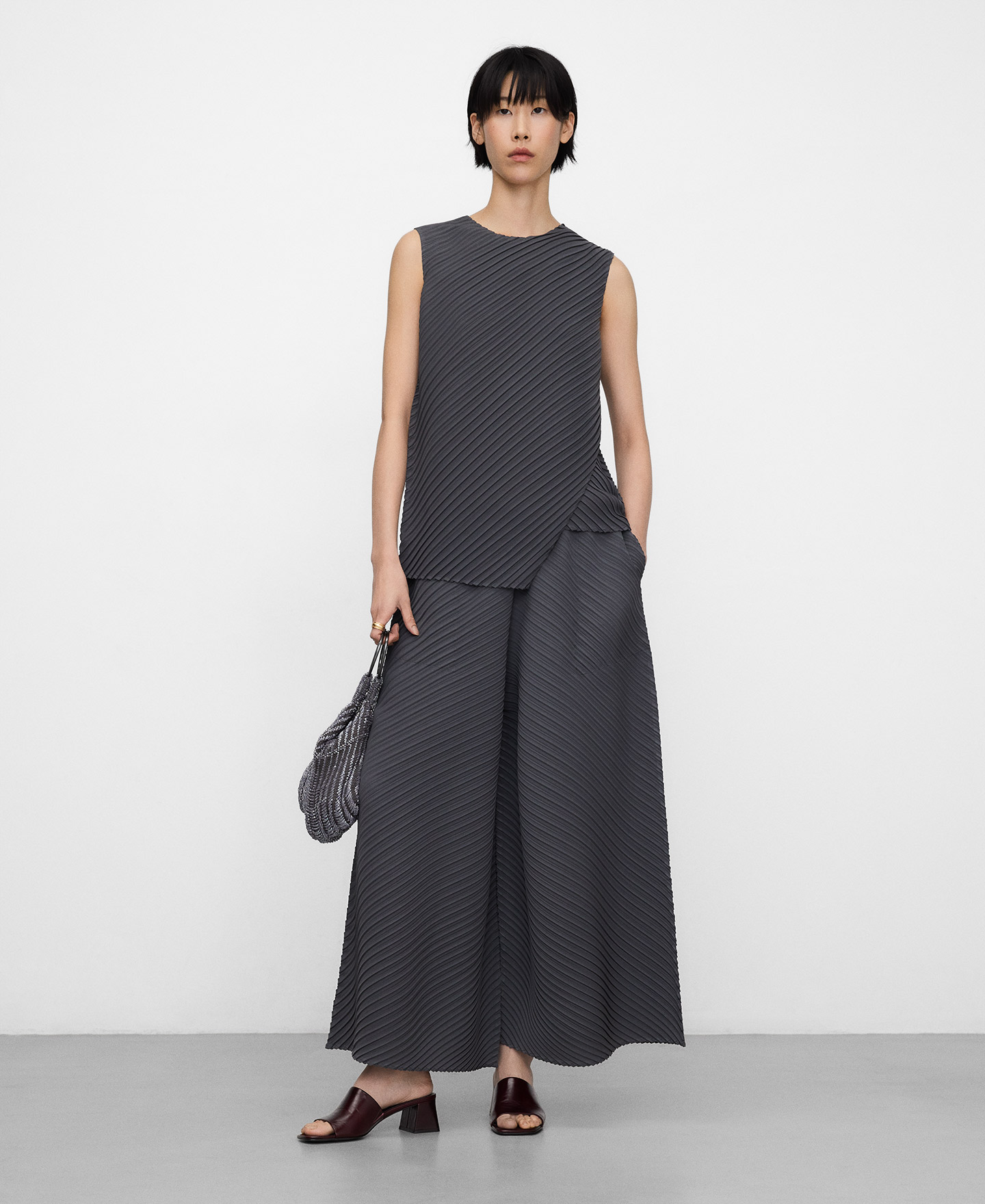 Crinkle wide-leg trousers image number 1