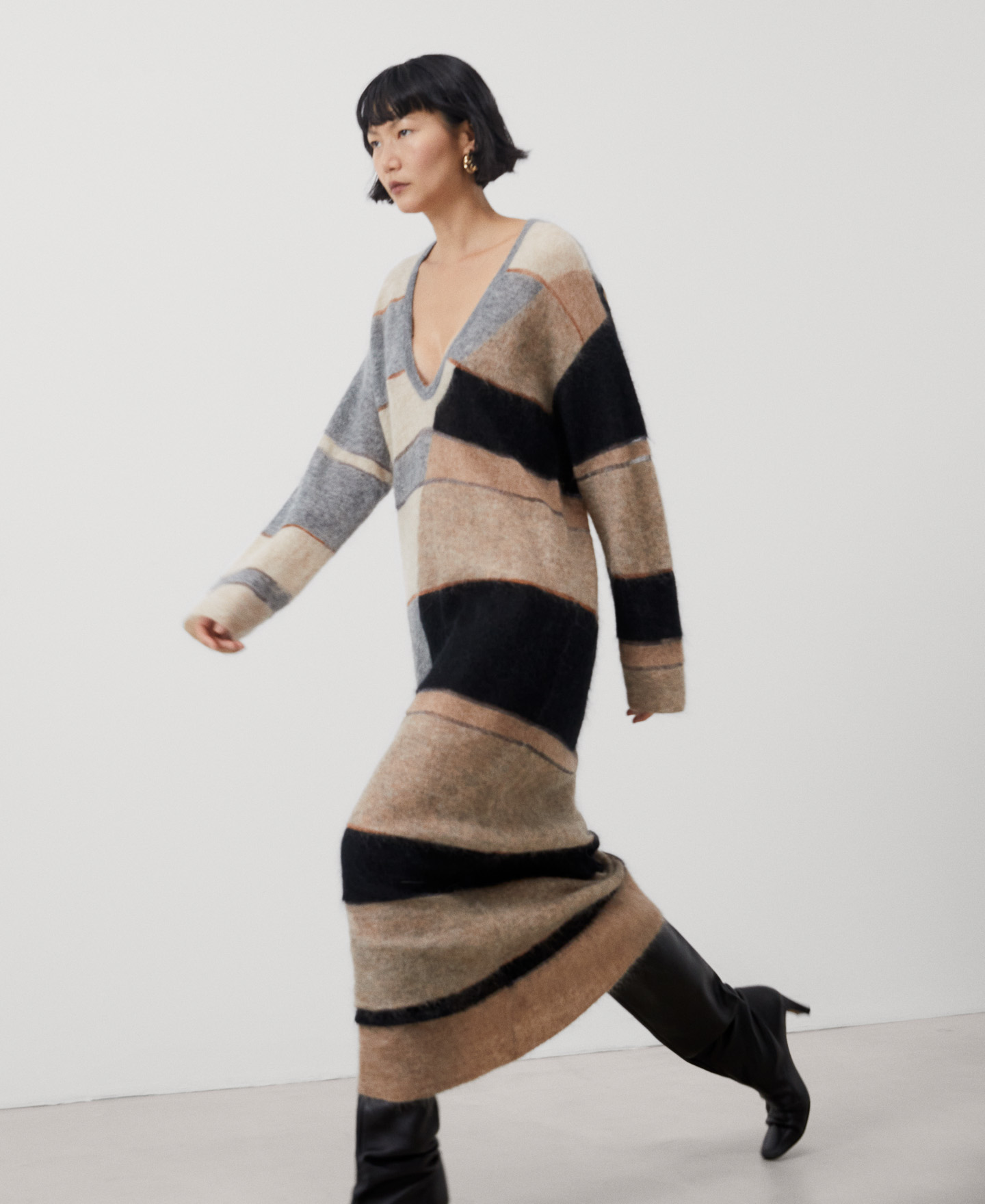 Long striped dress in carded mohair image number 3