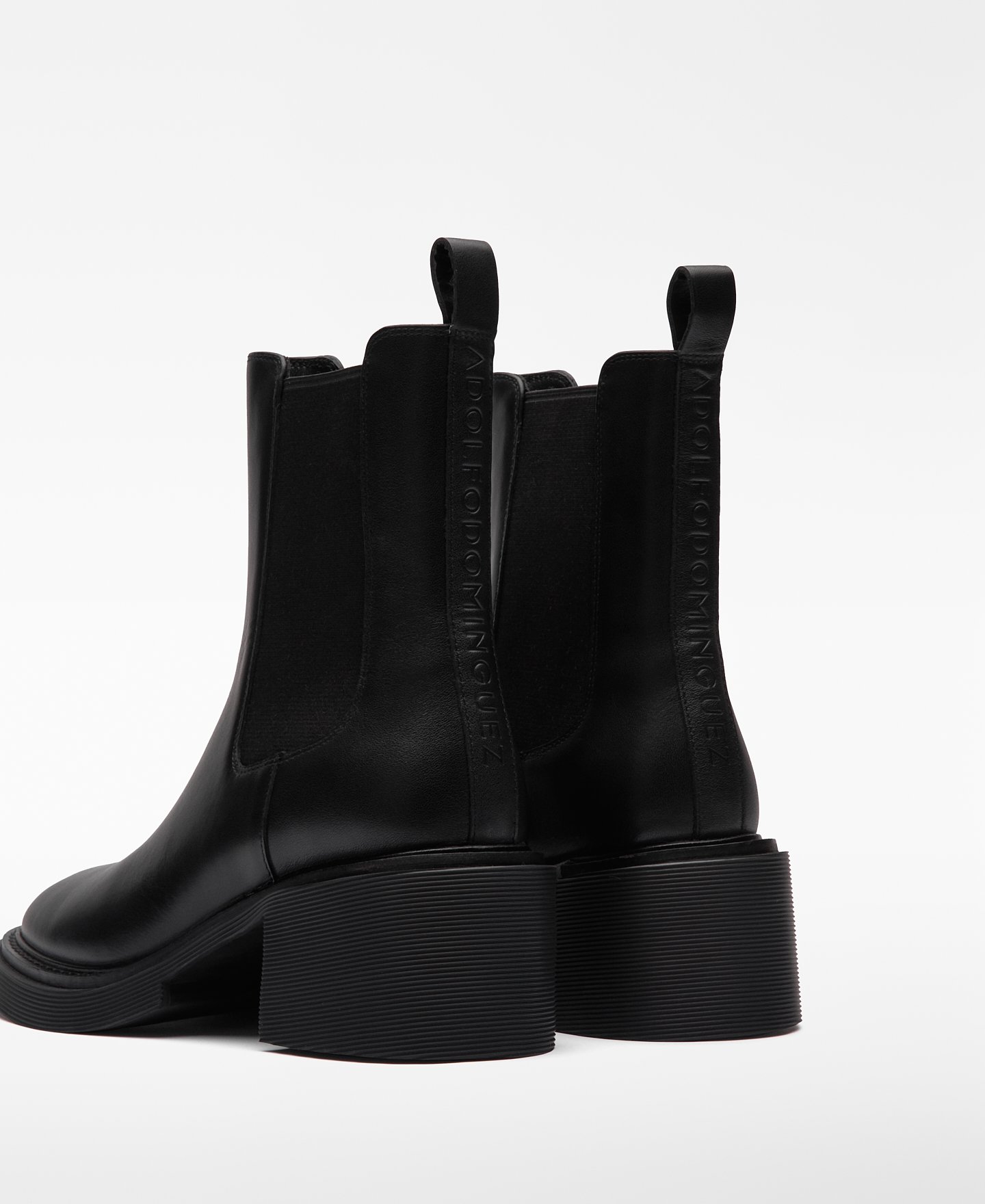 Damenstiefelette mit Absatz aus Leder image number 2