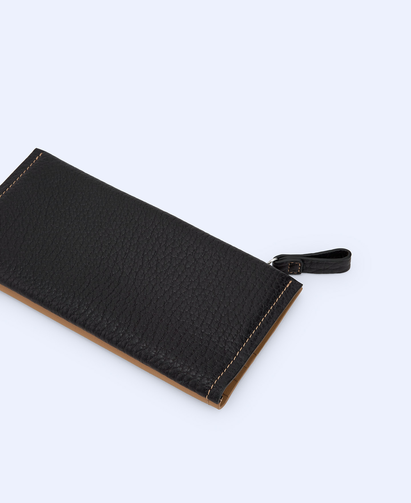 Large wallet pocket in nappa leather image number 1