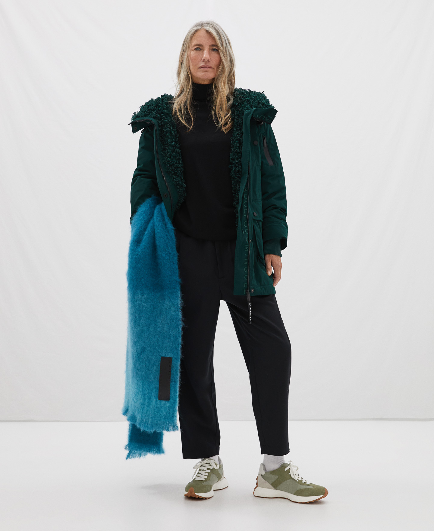 Parka with maxi-pockets and fur lining image number 1
