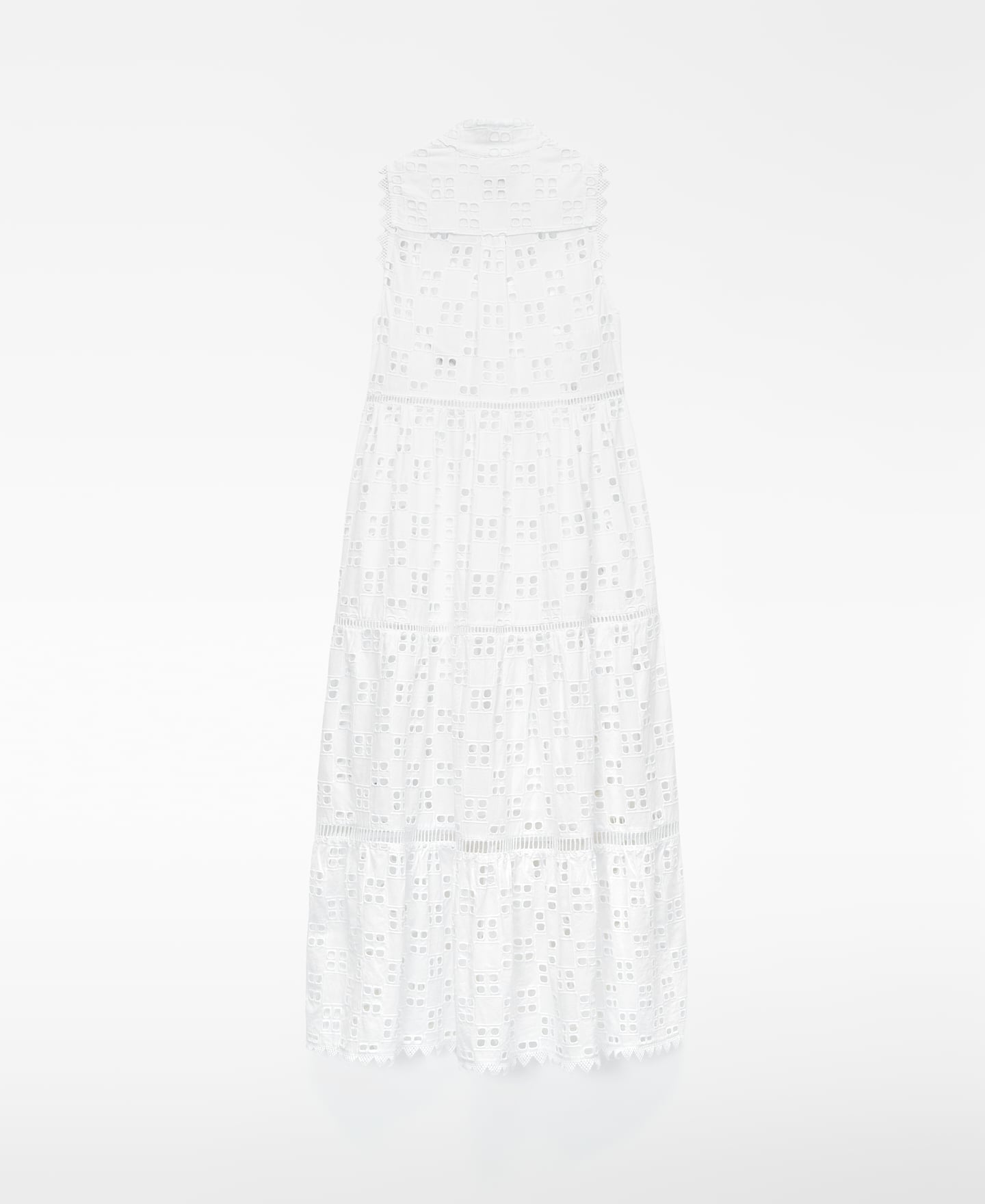 Vestido bordado ingl&ecirc;s com gola em V image number 5