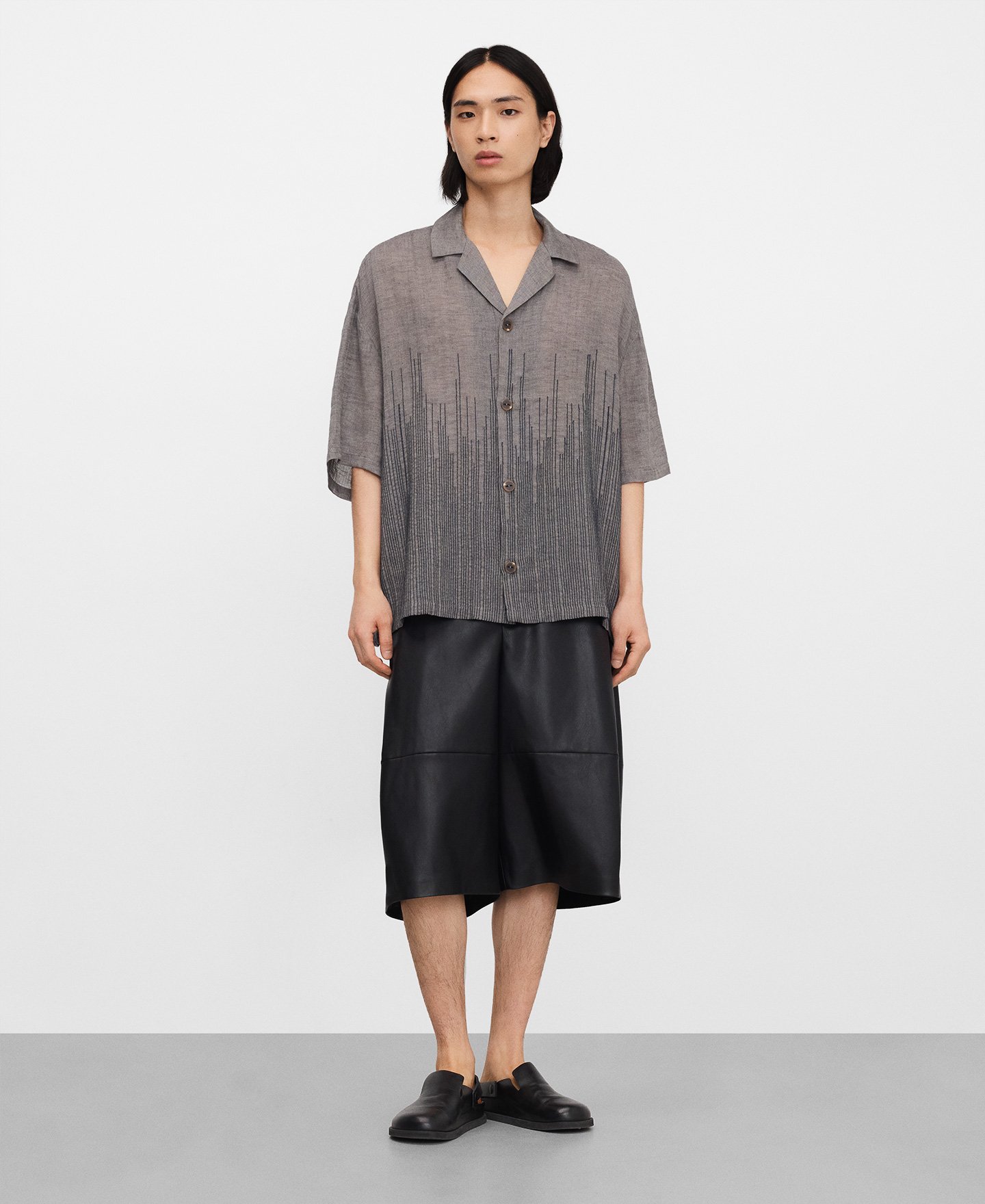 Linen bowling collar embroidered shirt image number 1