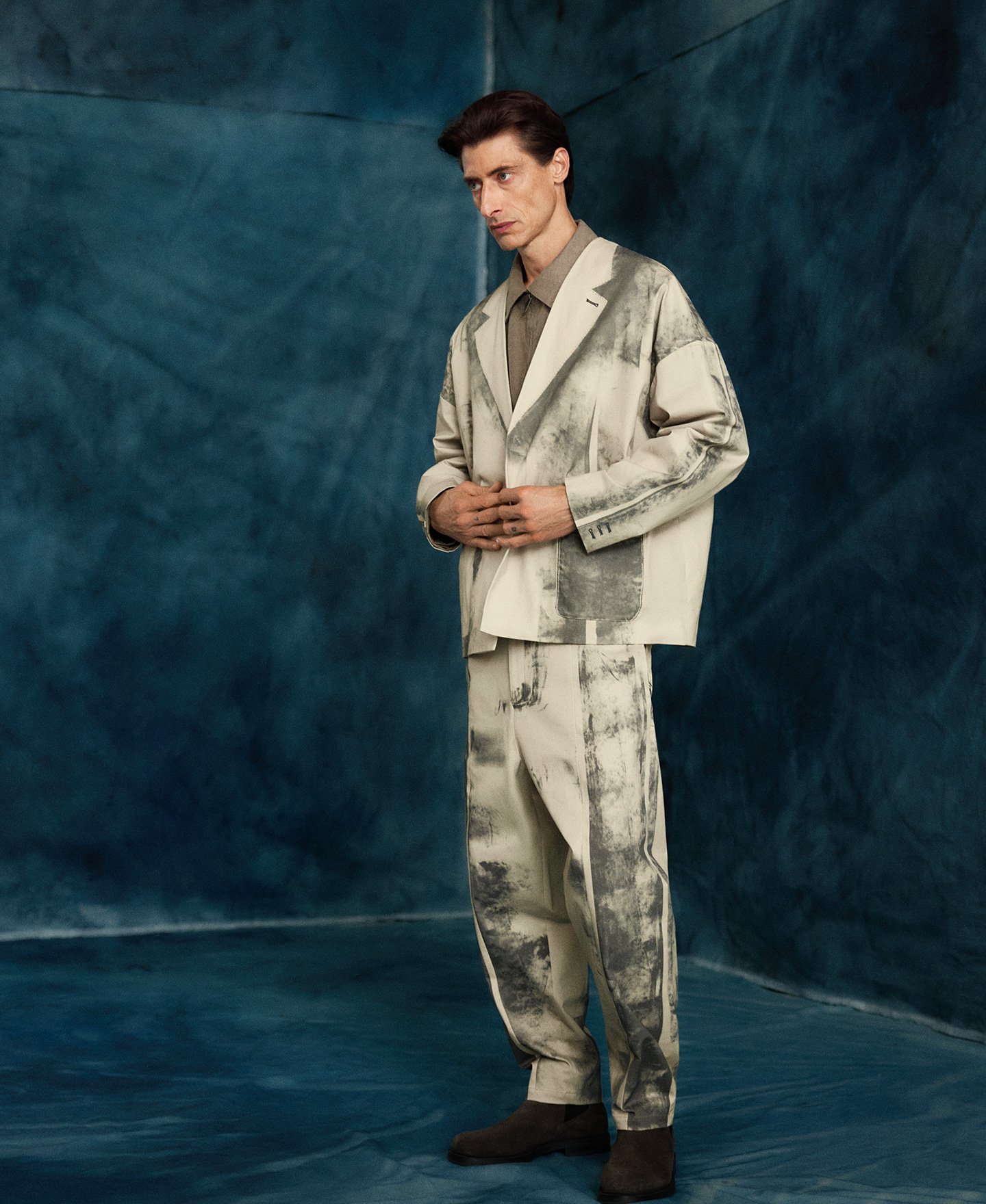 Blazer oversize efeito envelhecido para homem image number 2