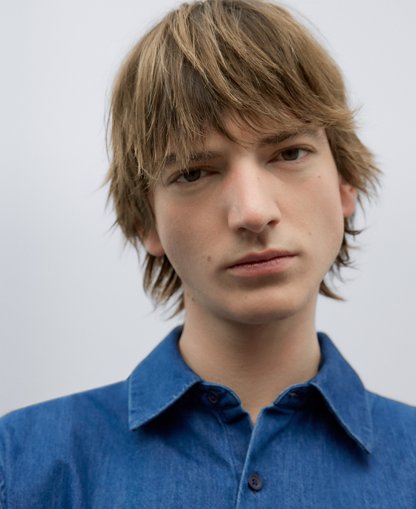 Blue cotton denim shirt man image number 3