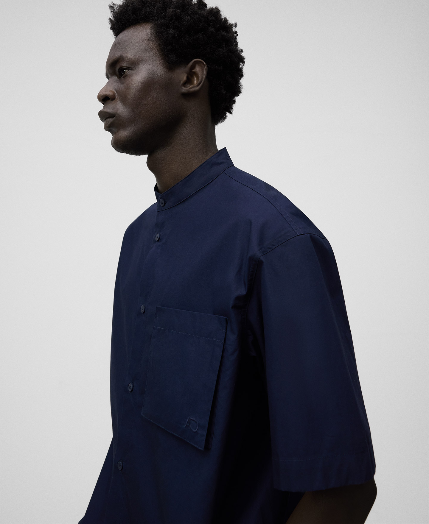 Cotton Mandarin collar shirt man image number 3